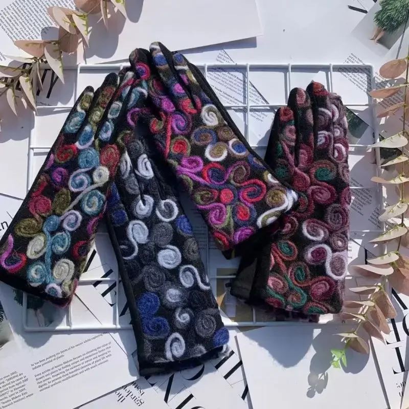 AliExpress DANJIU Winter Women Fashion Personality Woolen Flowers Embroidery Keep Warm Gloves Touch Screen Thickened Windproof Cycling Drive Soft