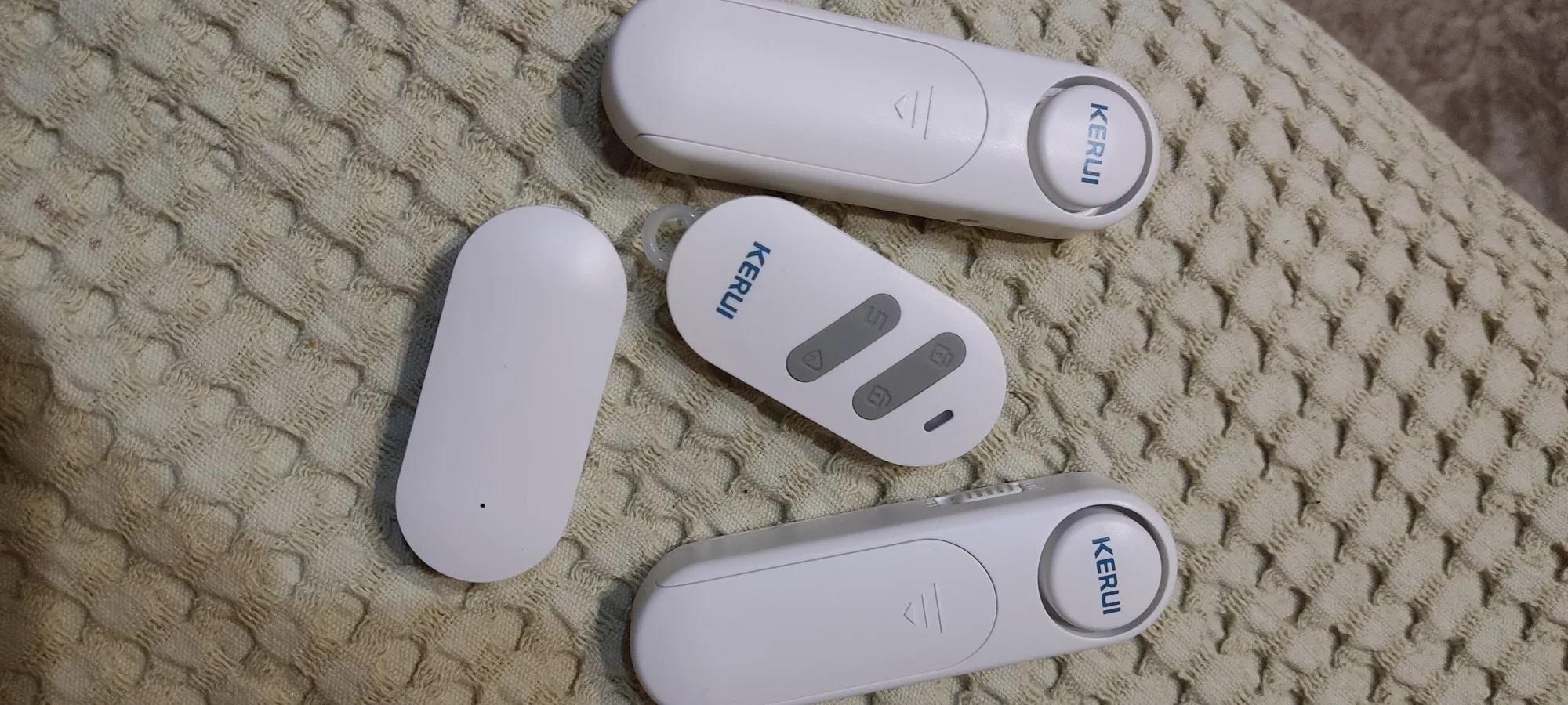 KERUI D121 Wireless Door Window Magnetic Sensor Alarm 120dB Anti-theft 300ft Remote Control Detectors Home Security Alarm System photo review