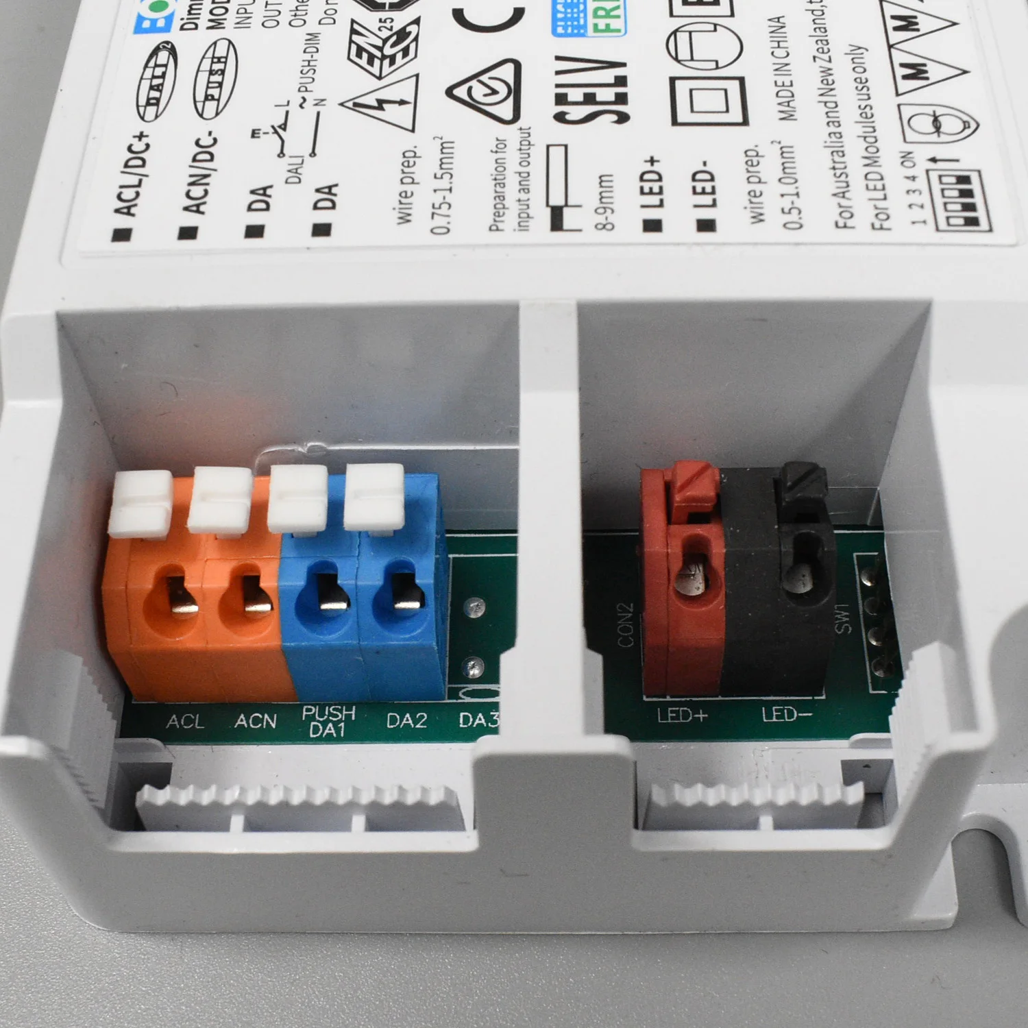 DT6 DALI Dimmable LED Driver Box 40W 60W Comercial Lighting Power Supply Constant Current Selection DIP Switch Push Dimming