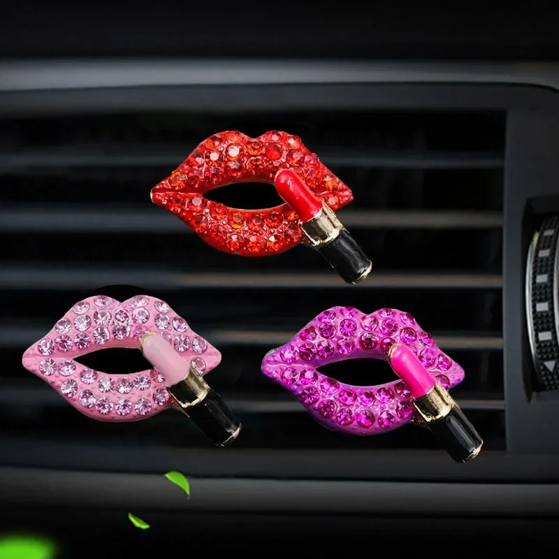 Clip de parfum de voiture créatif diamant lèvres rouges voiture climatisation sortie d'air aromathérapie Clip voiture intérieur accessoires décoration