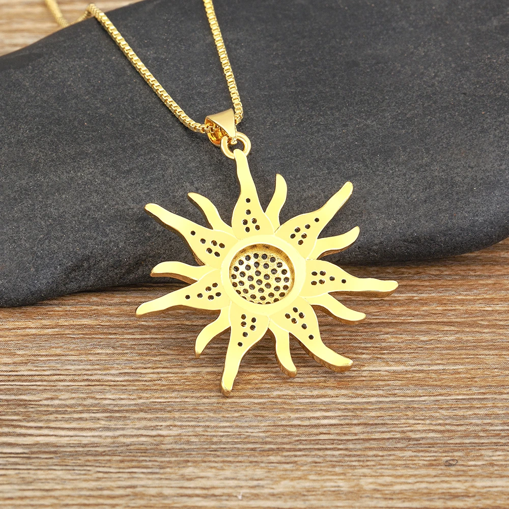 AIBEF Vintage Luxury Sun Shape Pendant Women Exquisite Necklace Copper Zircon Inlay Crystal Jewelry Anniversary Gift Daily Wear