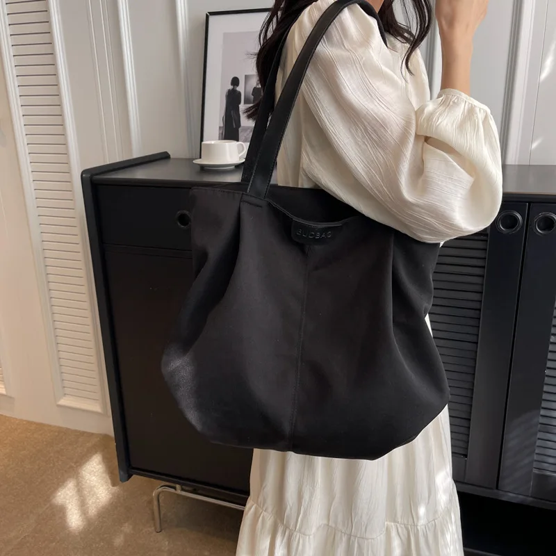 Women'S Bags New 2024 Tote Bag Nylon Large Capacity Simple Commuter Shoulder Bag Leisure Literature Cloth Bag