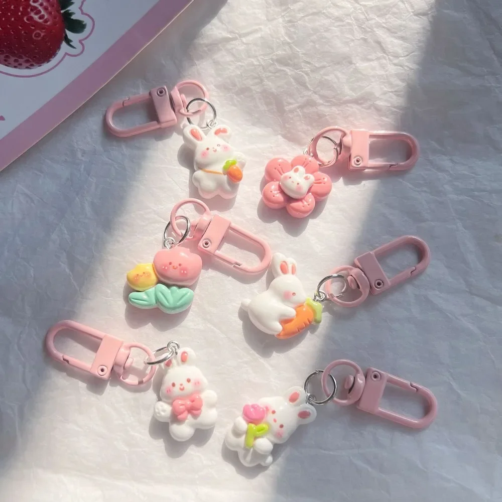 Porte-clés lapin mignon pour femmes et enfants, porte-clés lapin en résine, pendentif de sac carottes, porte-clés tulipe, bijoux Kpop pour couple