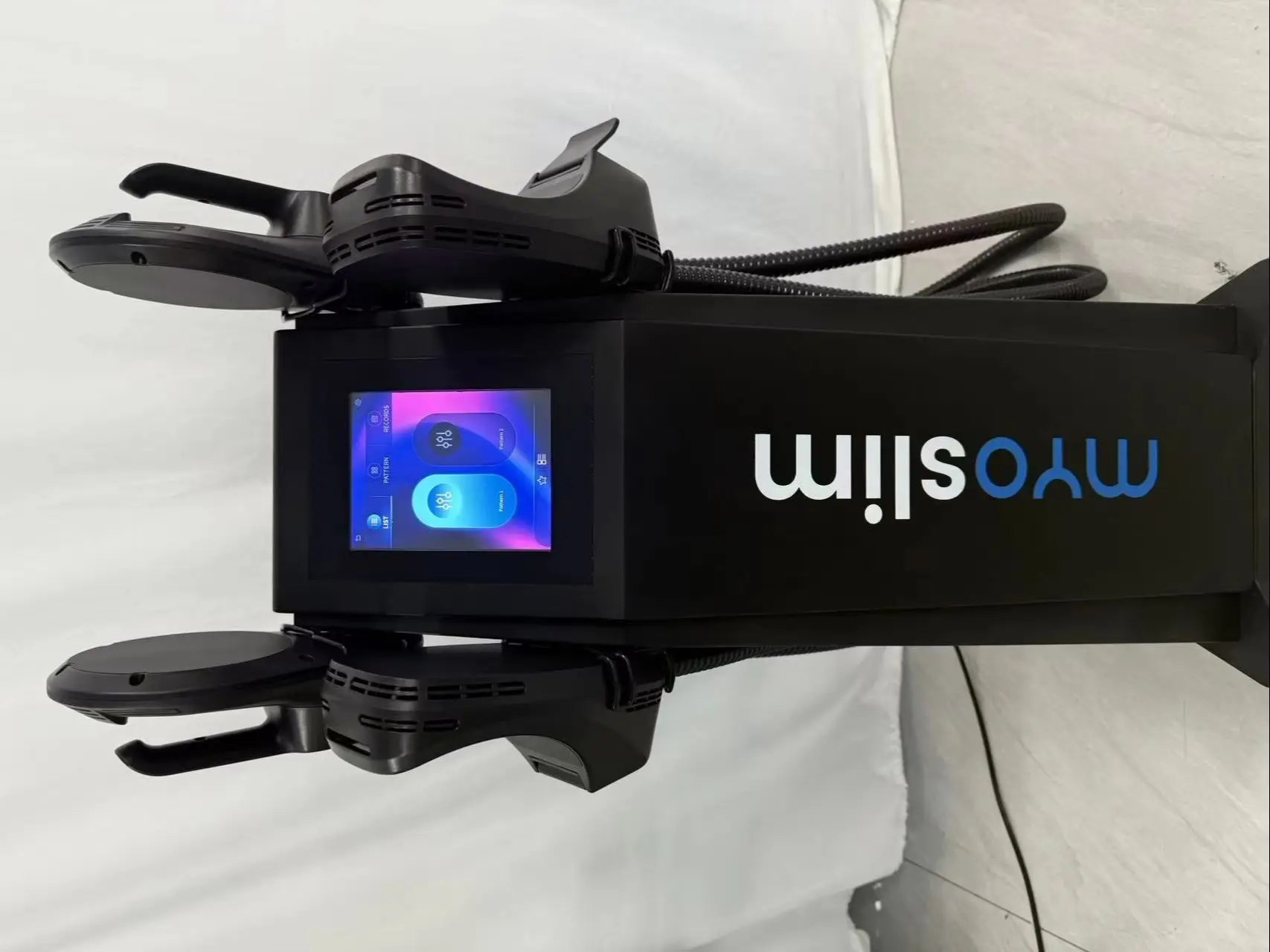 

EMS Body Sculpt Machine RF Sculpting Muscle Stimulation Burning Fat 6500W Slimming Weight Loss Equipment MYOslim HI-EMT