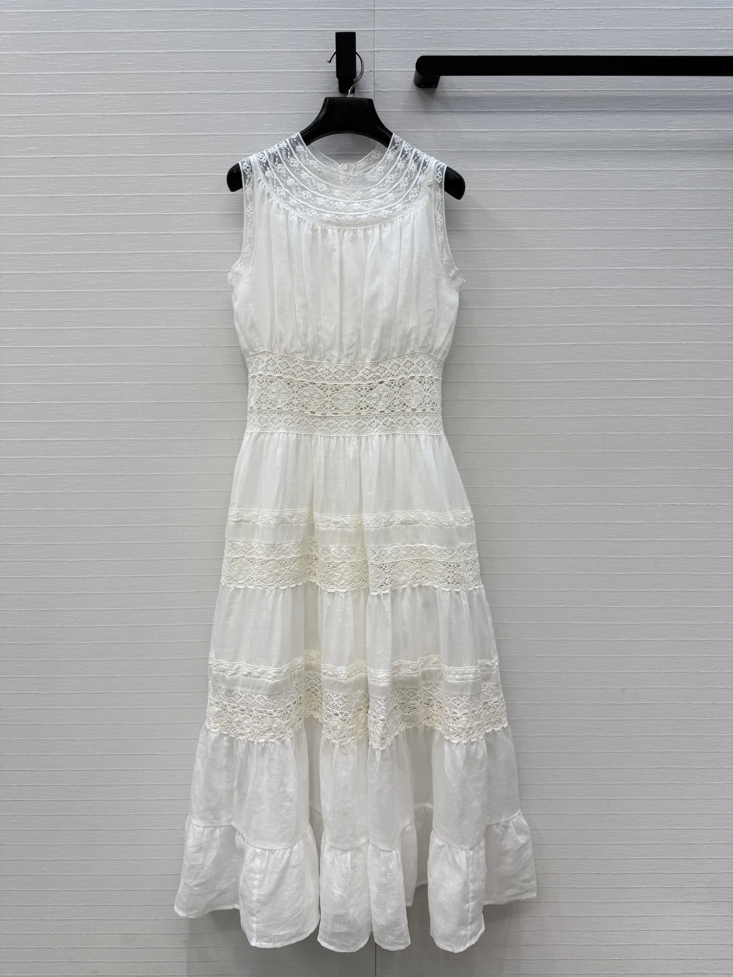 Women New Summer Grace Sweet 100% Linen Lace Embroidery Openwork Sleeveless Round Collar Slim Waist Tiered Ruched Long Dress