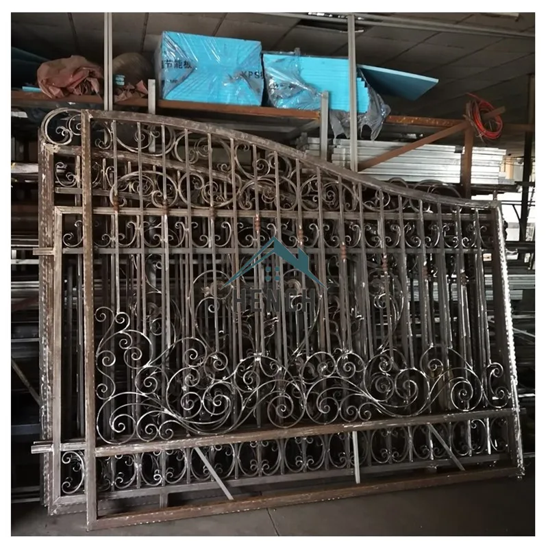 Home Steel Garden Driveway Fence, ferro forjado Gates, projeto para casa, China fabricantes fornecedores