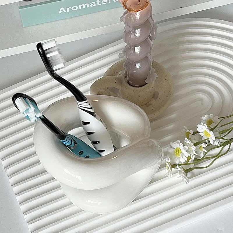 Luxury Ceramic Makeup Brush Holder Creative Rope Knot Ceramic Tooth Brush Holder Nordic Bathroom Accessories Storage