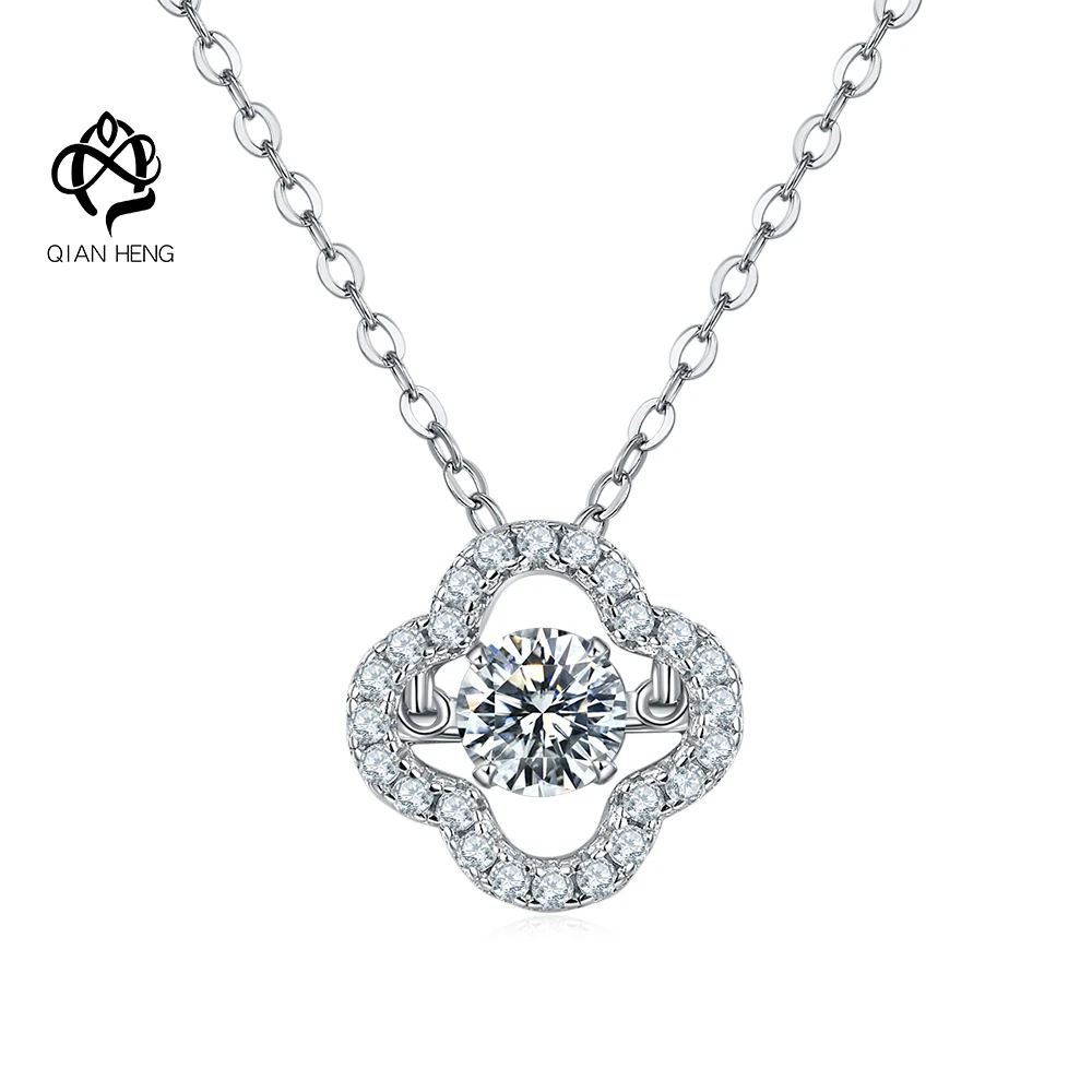 

Qian Heng S925 Moissanite 0.5ct color Necklace Silver Classic Shiny Pendant Chain for women Classic Four Leaf Clover gift