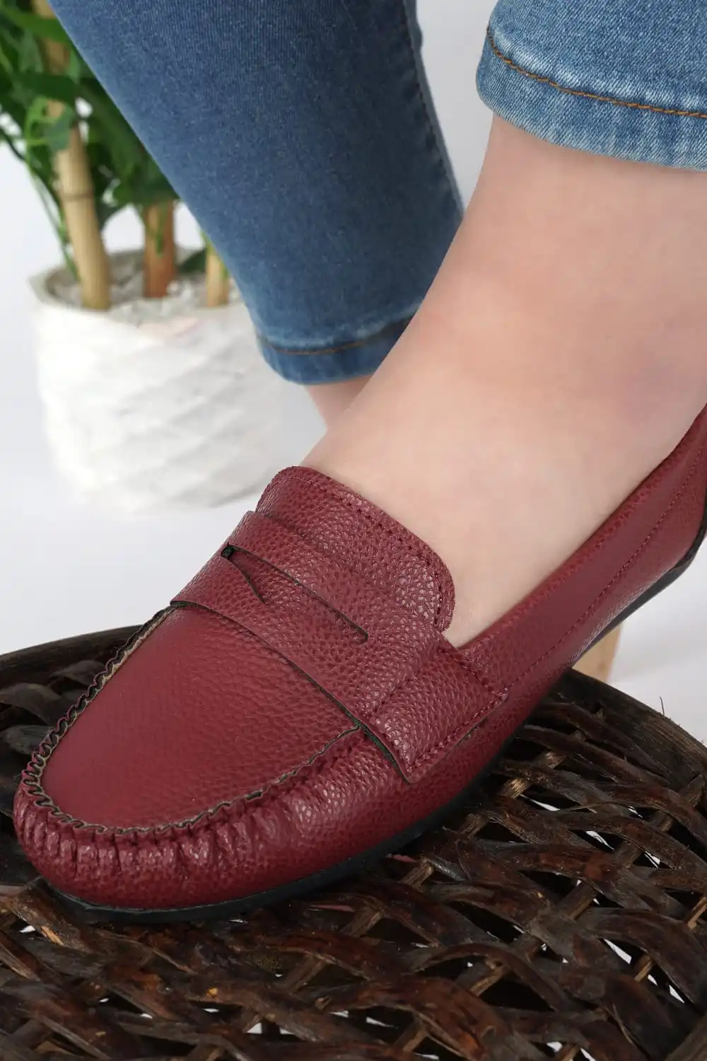 2021 SUMMER SEASON WOMEN ARTIFICIAL LEATHER DAILY CASUAL ELEGANT ANTI-SLIP SOLES LOAFER SHOES BURGUNDY