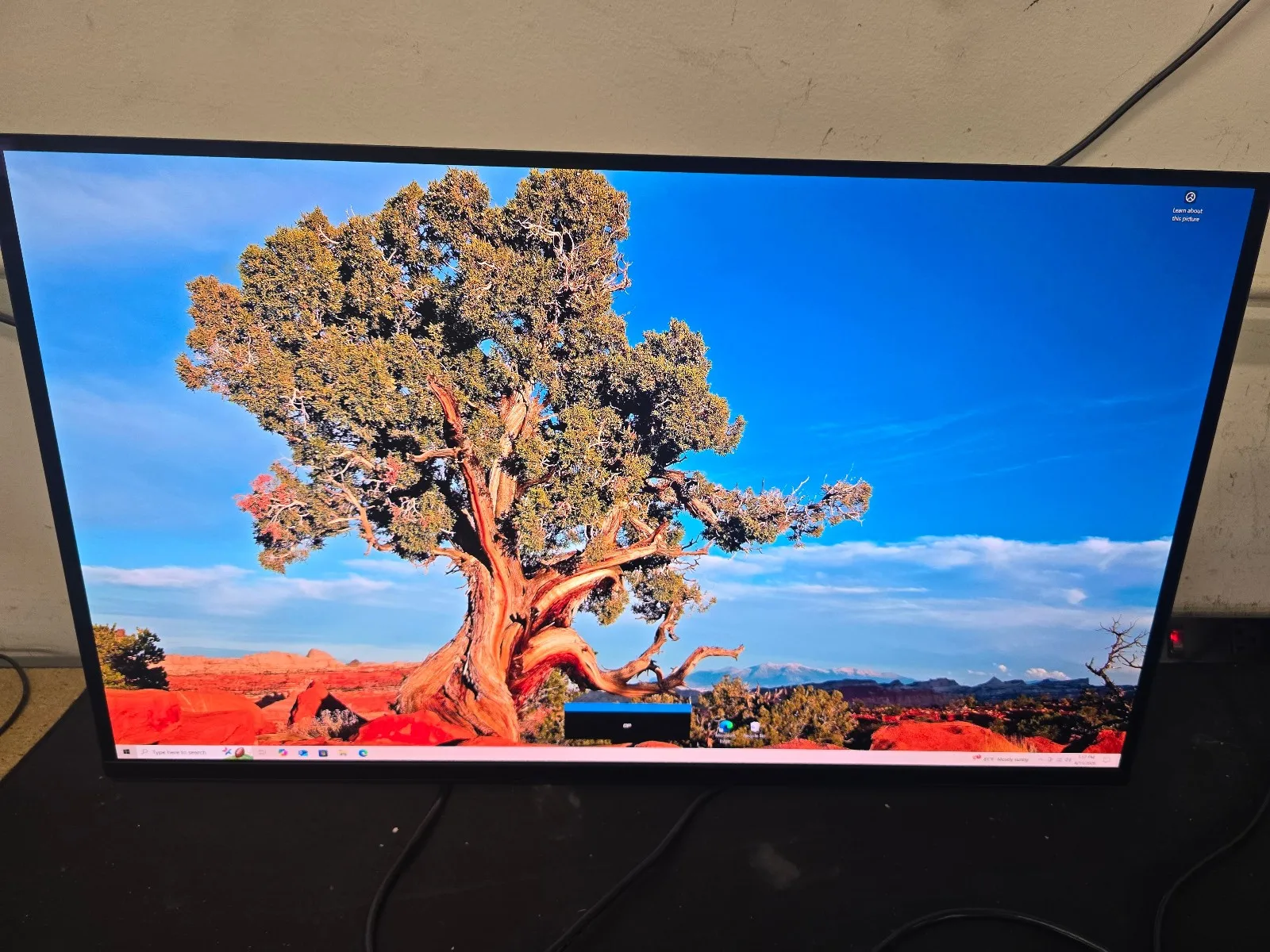 AG BUY 2 GET 1 FREE GIGABYTE M32UC 32 144Hz (160Hz OC) 4K UHD Curved Gaming Monitor, SS VA, 3840x2160 Display, 1ms Response Time (MPRT), 1x DisplayPort 1.4, 2X HDMI 2.1, 1x USB Type-C, 4X USB 3.2