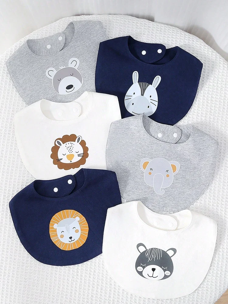 Bavoir à motif de dessin animé aléatoire pour enfants, serviette de salive, nourriture pour bébé, accessoires pour garçons, 3 pièces