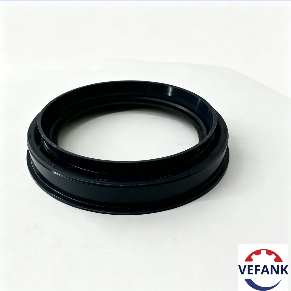 ME074755 Oil Seal 75*100*14.5/19.5, made of high-quality silicone, factory direct sales, suitable for automotive shaft seals