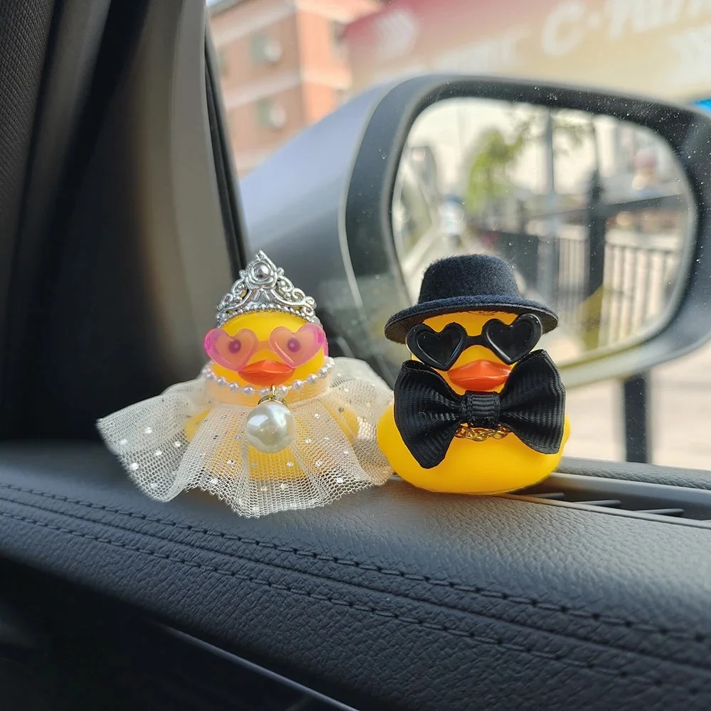 Mariage petit canard jaune mariée et marié tableau de bord de voiture décoration saint valentin Couple cadeau cérémonie maison voiture ornements