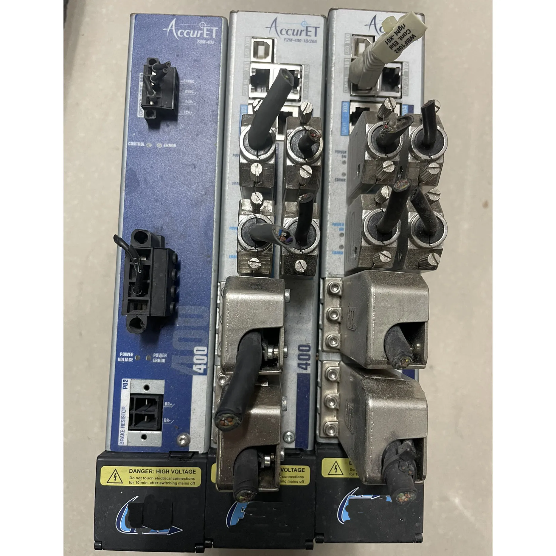 EA-S0M-400-40/80A-0000-00 servo drive used in good condition