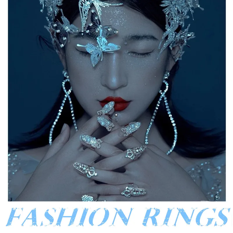 European and American Punk Creative Ring Flower Pearl Metal Diamond All-match Armor Nail Ring Girl Party Jewelry2022 New Hangzhi