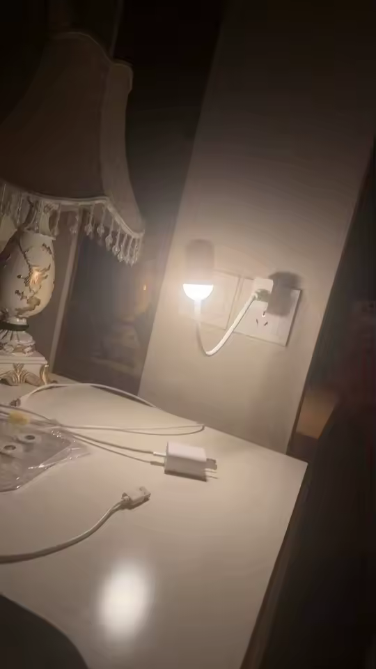 Place the Lumori Nova anywhere in your room