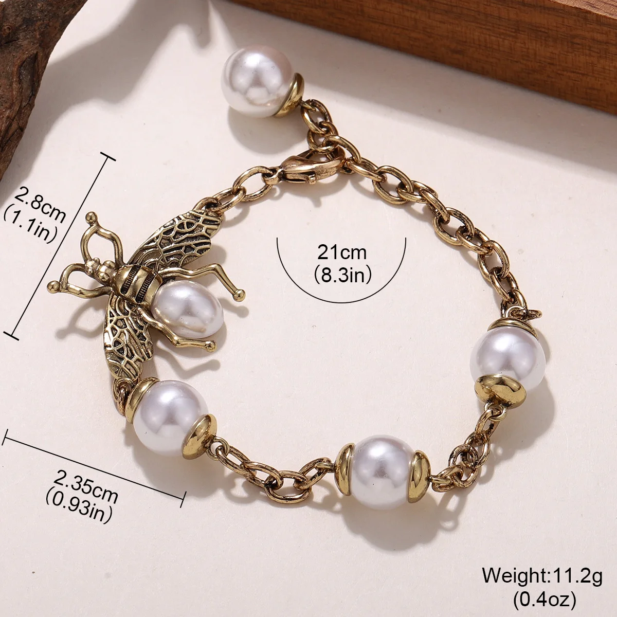 Vintage High-Grade Natural Freshwater Pearls Metal Bee Pendant Bracelet Trendy 18K Gold Plated Attractive Women Jewelry Gift