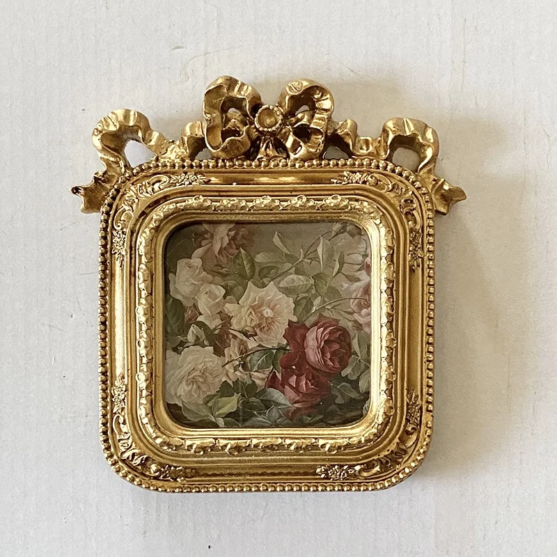 

Resin Square Mini Retro Photo Frame Vintage Decor Home Decor Tabletop/Wall Hanging Display