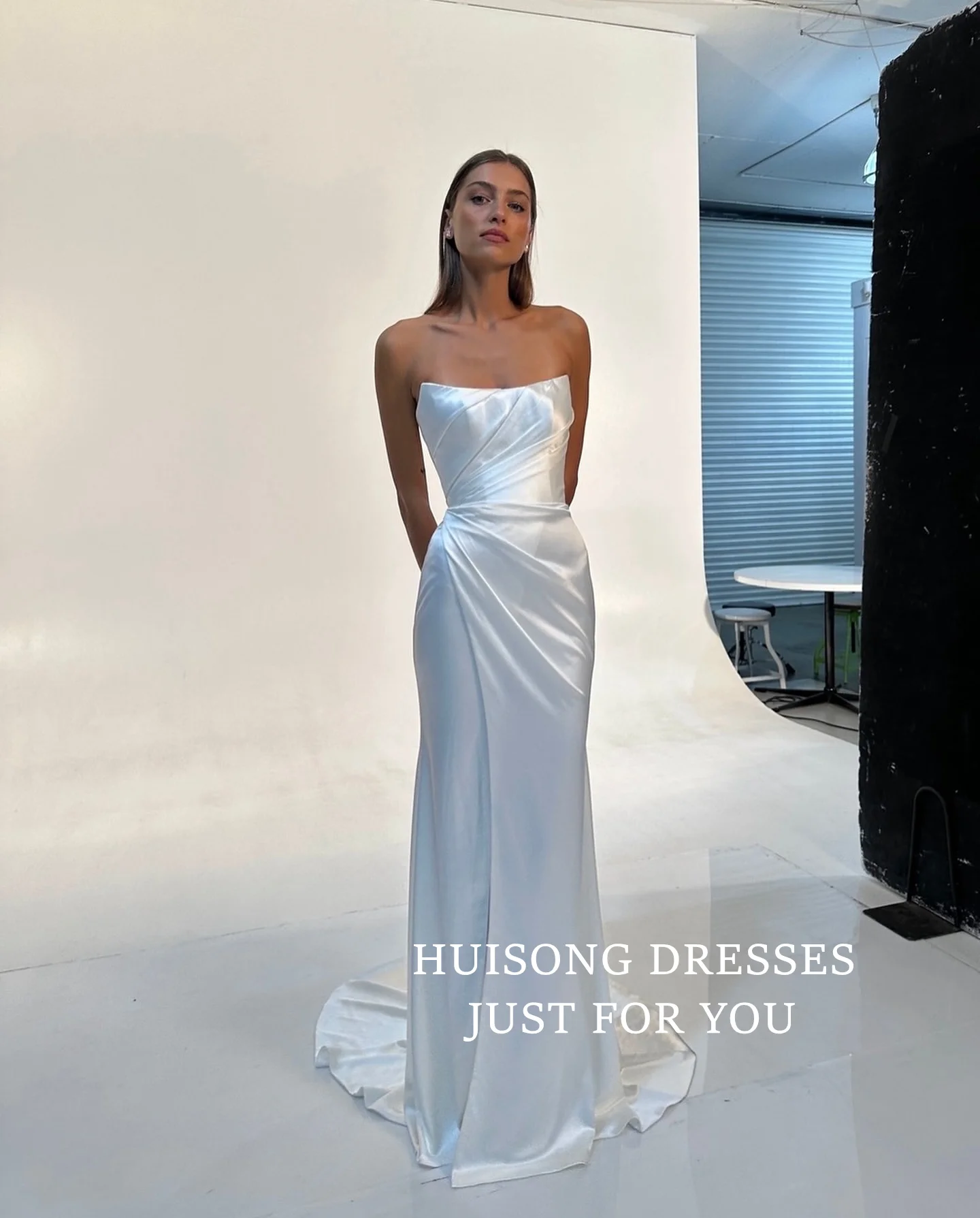 

HUISONG Customized suknia ślubna Satin Mermaid Wedding Dresses Sleeveless Side Split Beach Bridal Gown vestido de novia