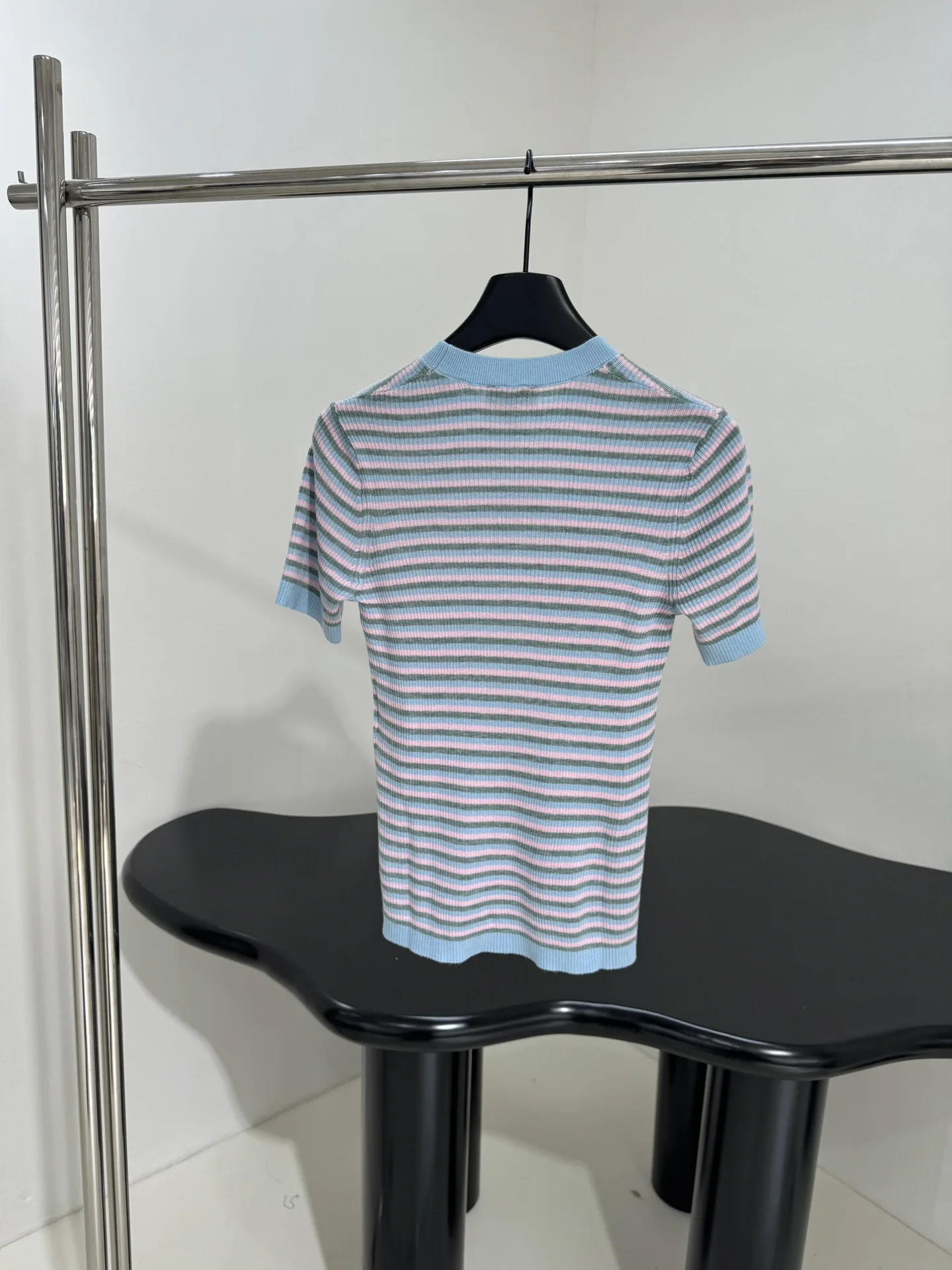 

2025 Spring And Summer New Women's Embroidery Pattern Striped Short Sleeves Simple Comfortable Casual Style