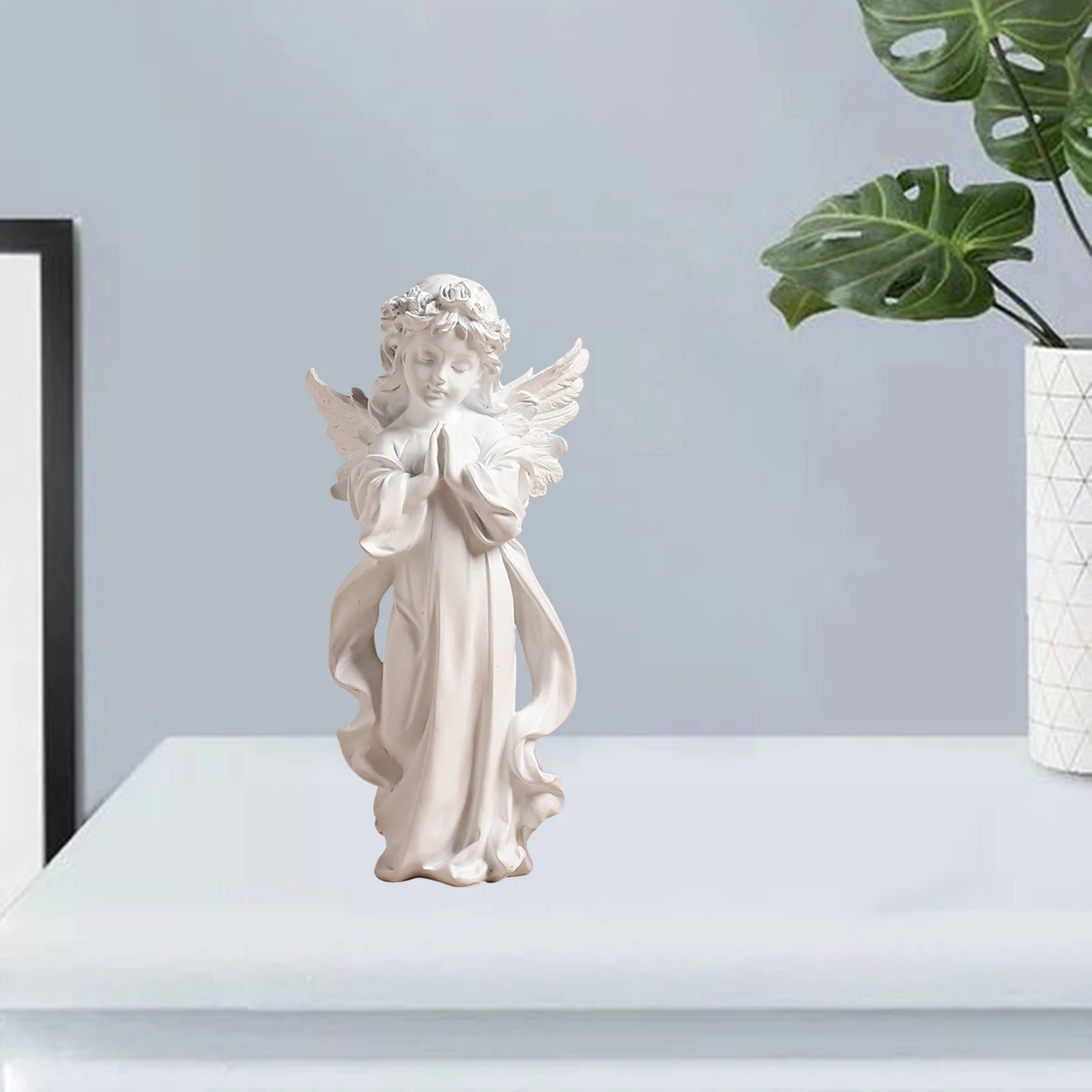 Cute Resin Praying Angel Figurine European Style Fairy Prayer Angel Shelf Sculpture Desktop Ornament Carving Crafts