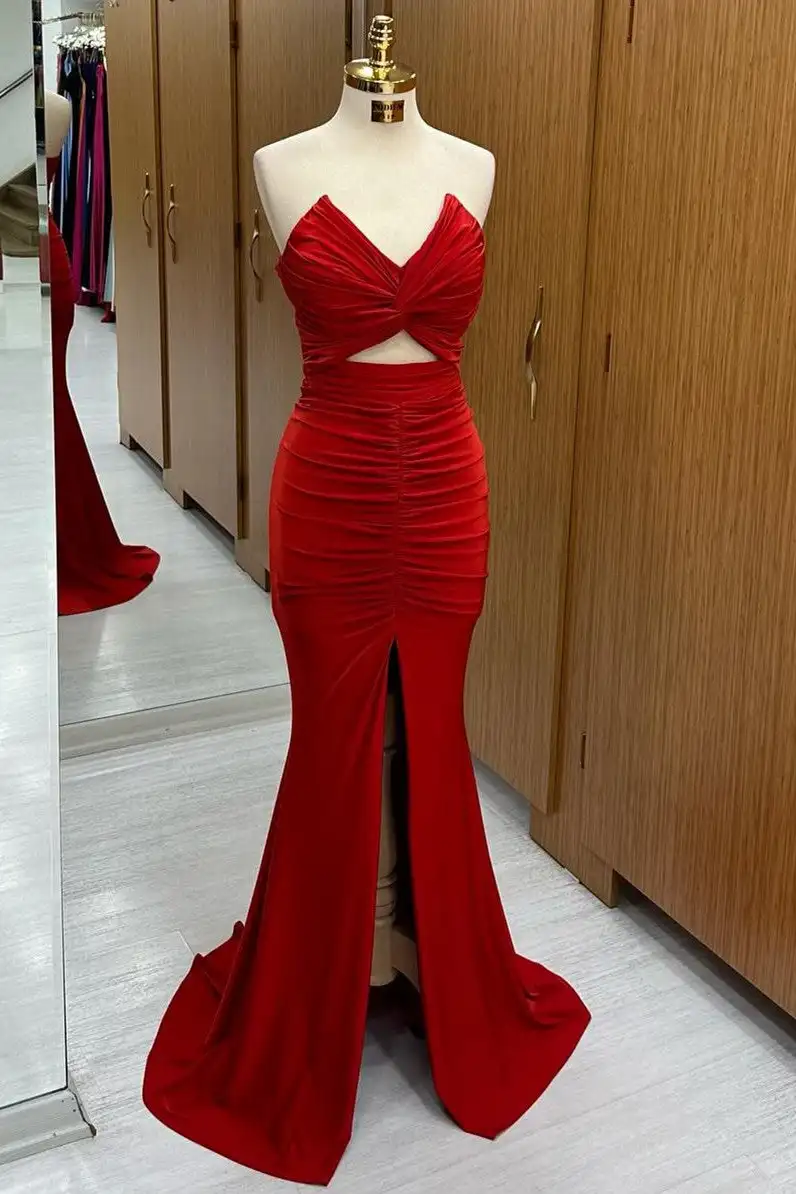 Red Strapless Twisted Knot Mermaid Prom Dress with Slit Long Formal Wedding Gowns Sleeveless V-Neck Floor Length Party Dress