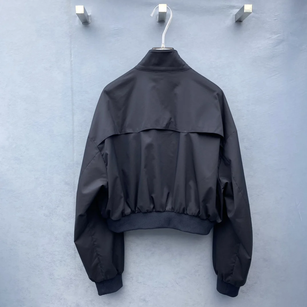 

2025 Autumn New Women's Stand-up Collar Jacket Simple Casual Cool Style