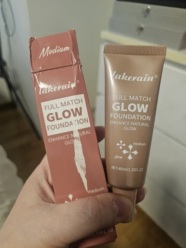 Glow Foundation Illuminator Glotion Natural Glow Enhancer Glowing Moisturizing Lightweight base Multi-purpose Illuminator Highli photo review
