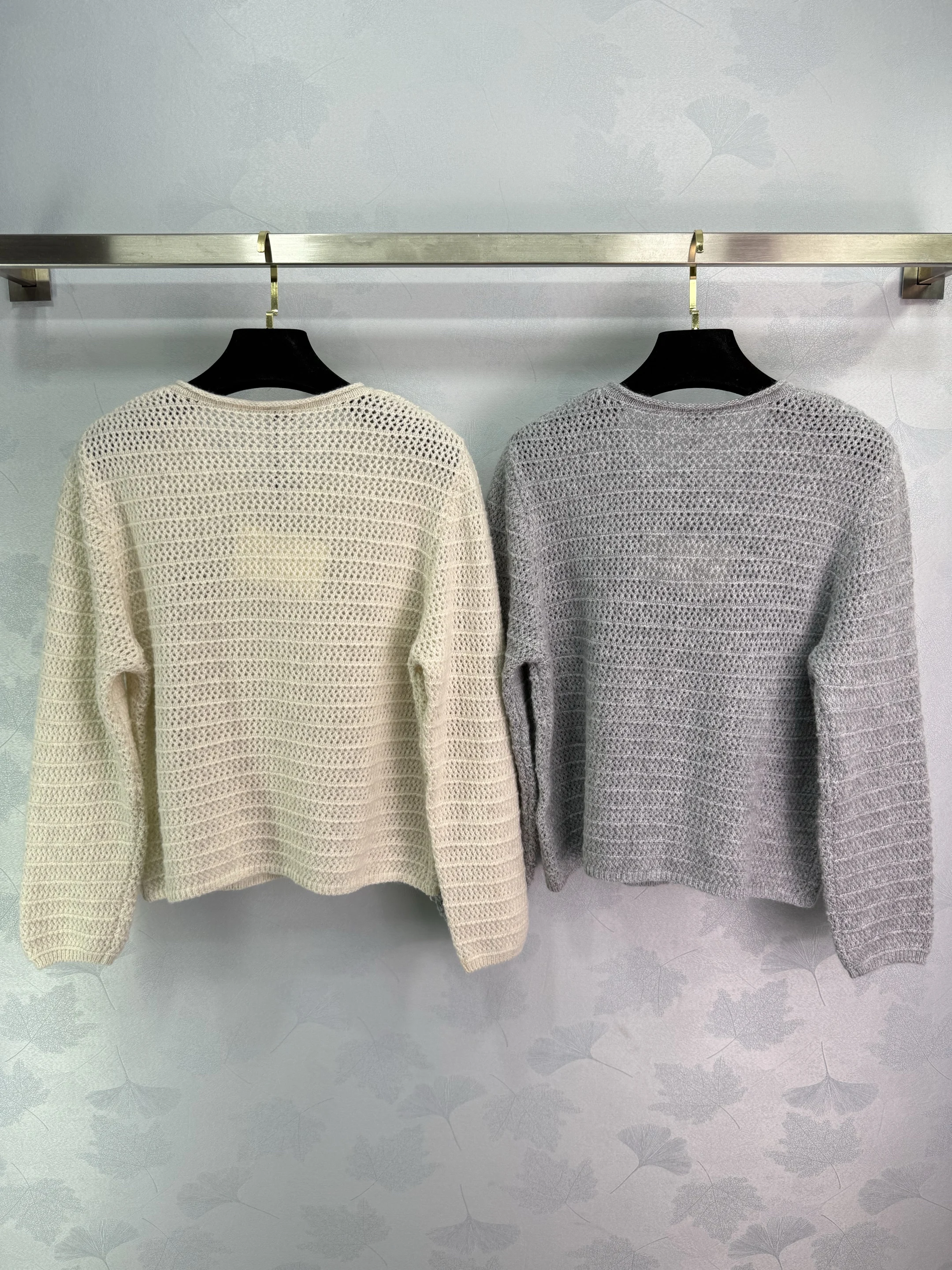 

2025 New sweater solid long-sleeved buttons embroidery hollowed-out wool Versatile Slimming Figure-hugging winter autumn