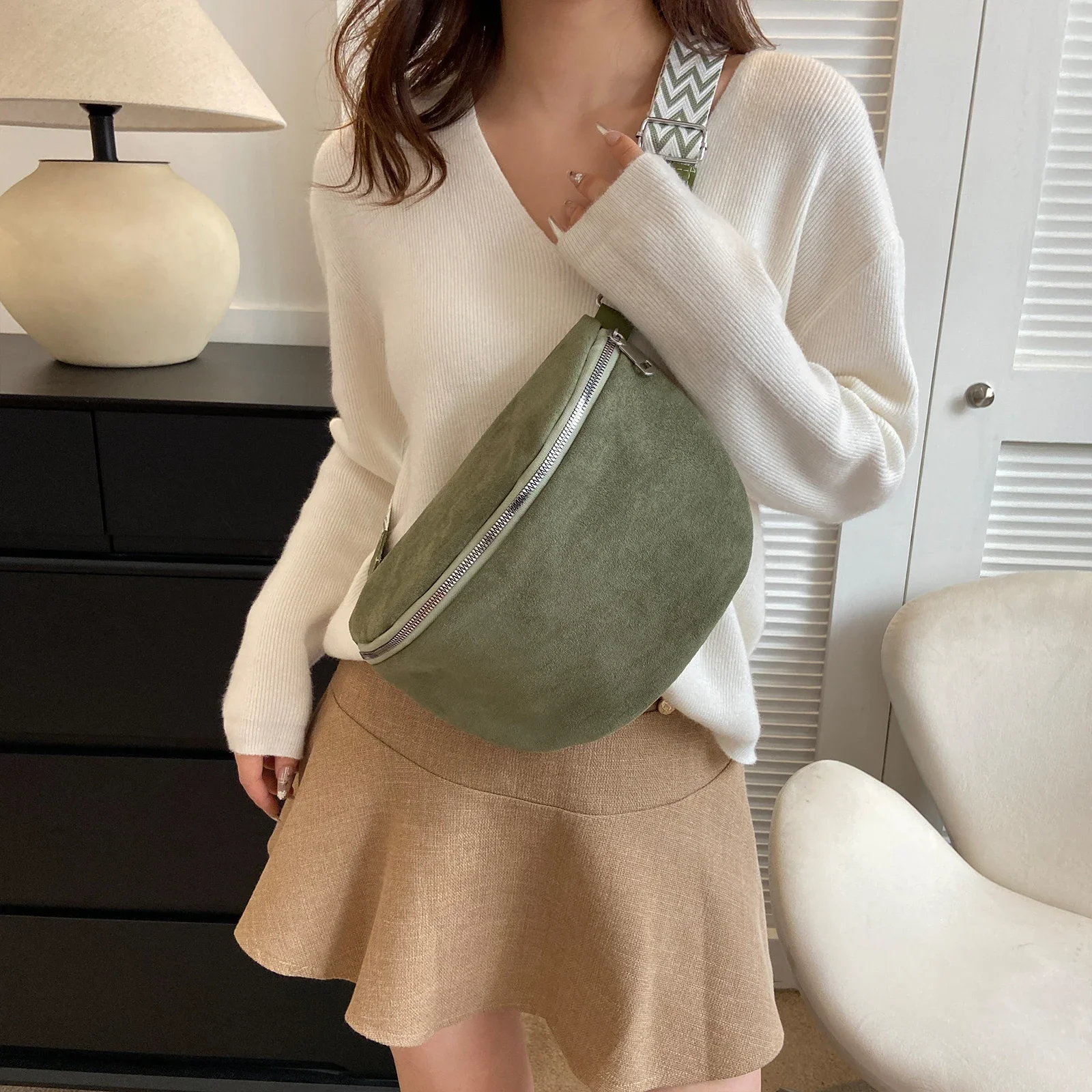 Damska torba na klatkę piersiową Fanny Pack PU Leather Solidna torba na ramię Modna torba na talię Regulowany pasek Damska stylowa torba na ramię Crossbody — zdjęcie 2