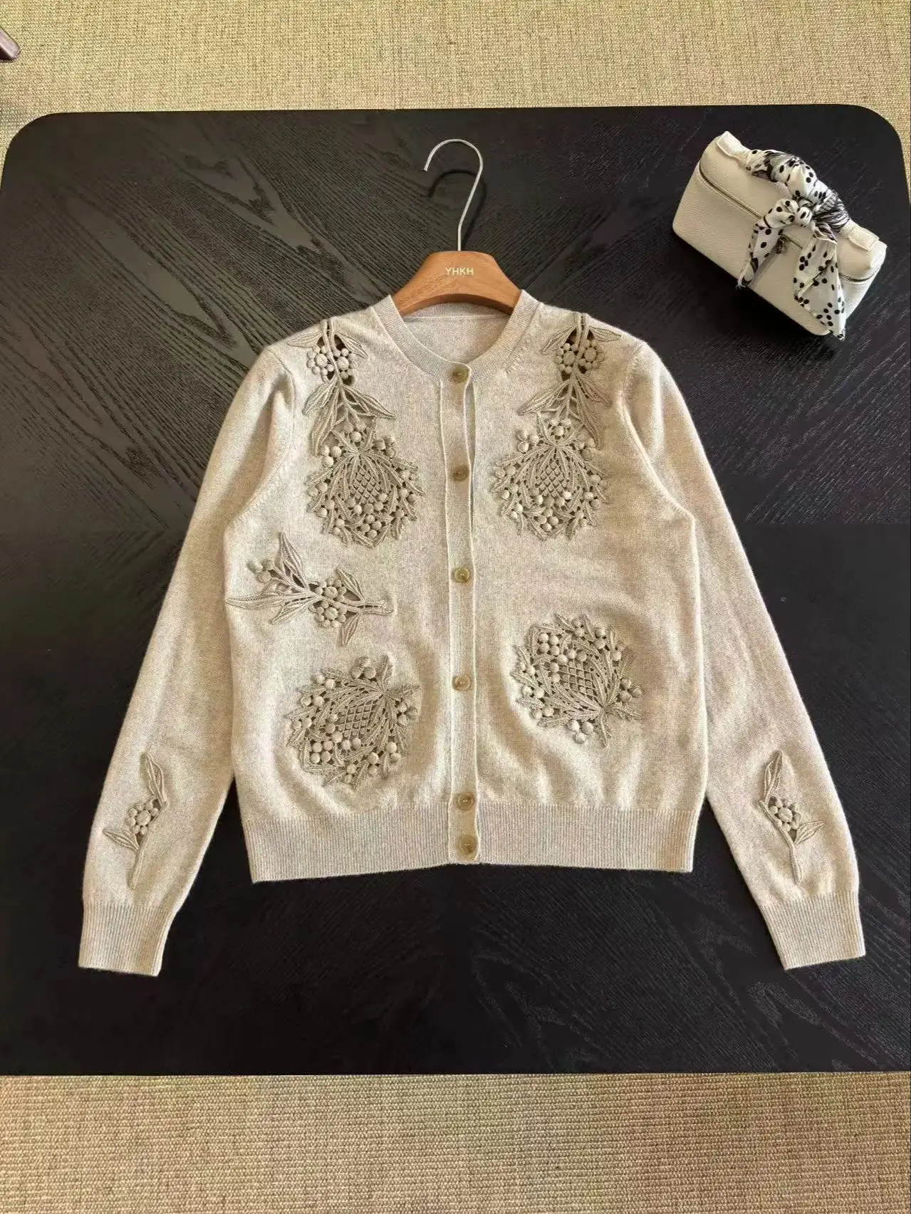 

Elegant women's exquisitely embroidered round neck 100% cashmere knit cardigan