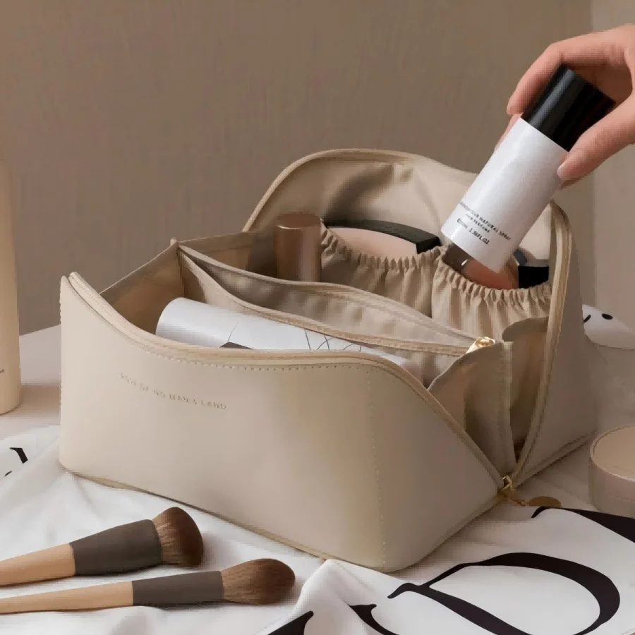 Toiletry Bag For Women Portable Make Up Bag Waterproof Wash 
