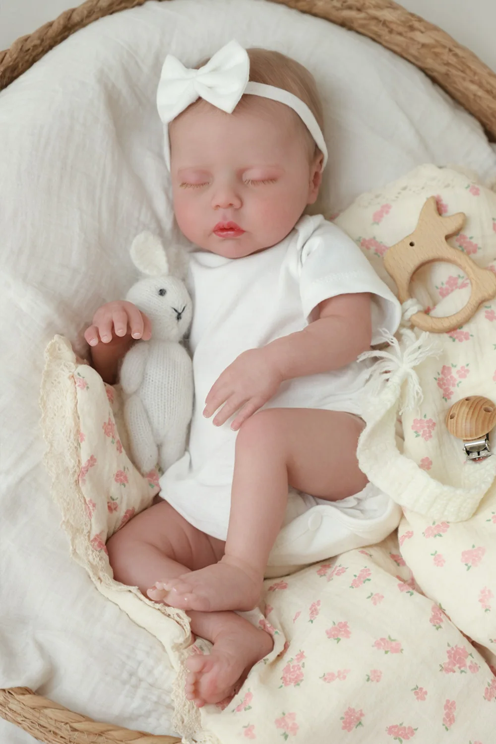 18 Inch Realistic Reborn Baby Girl Doll with Soft Cloth Body and Vinyl Limbs Sleeping Newborn Gift for Kids