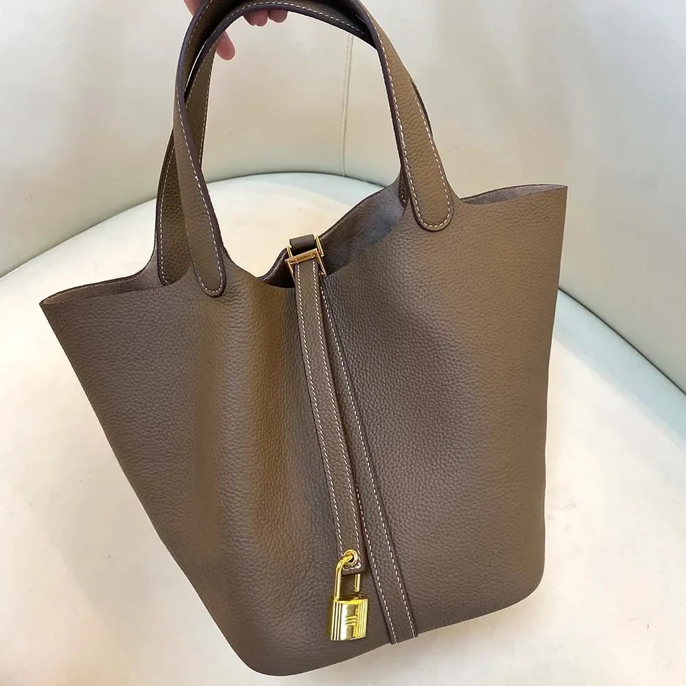 

Genuine Leather Buet Women's Handbag/Shoulder Bag - Casual and Versatile