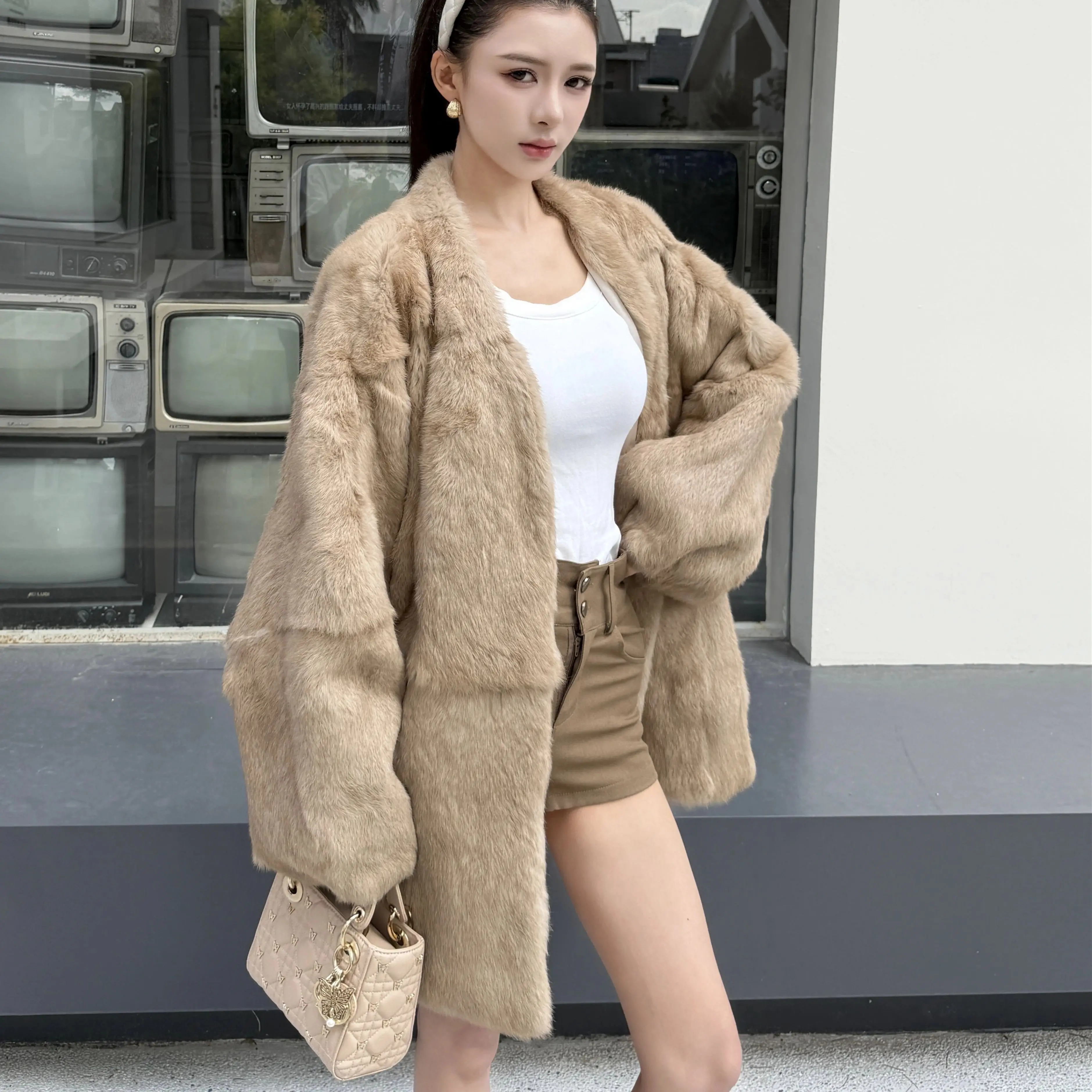 Women Real Rabbit Fur Coat Oversized Loose Mid‑Long V‑Neck Lantern Sleeve Luxury Natural Fur Jacket Winter Warm Casual Outerwear