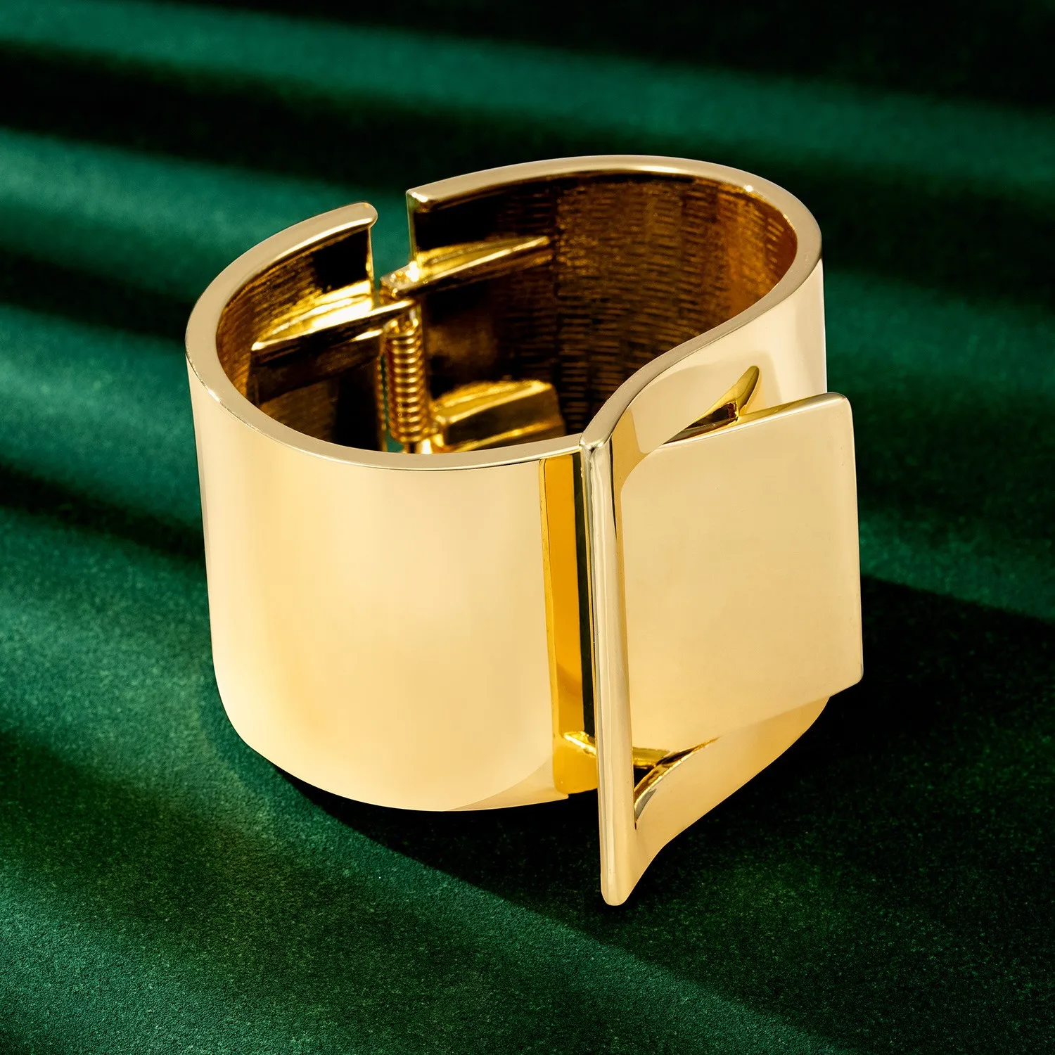 

Luxury Wide Gold Cuff Bracelet for Women – Bold Geometric Statement Bangle with High Polish Finish
