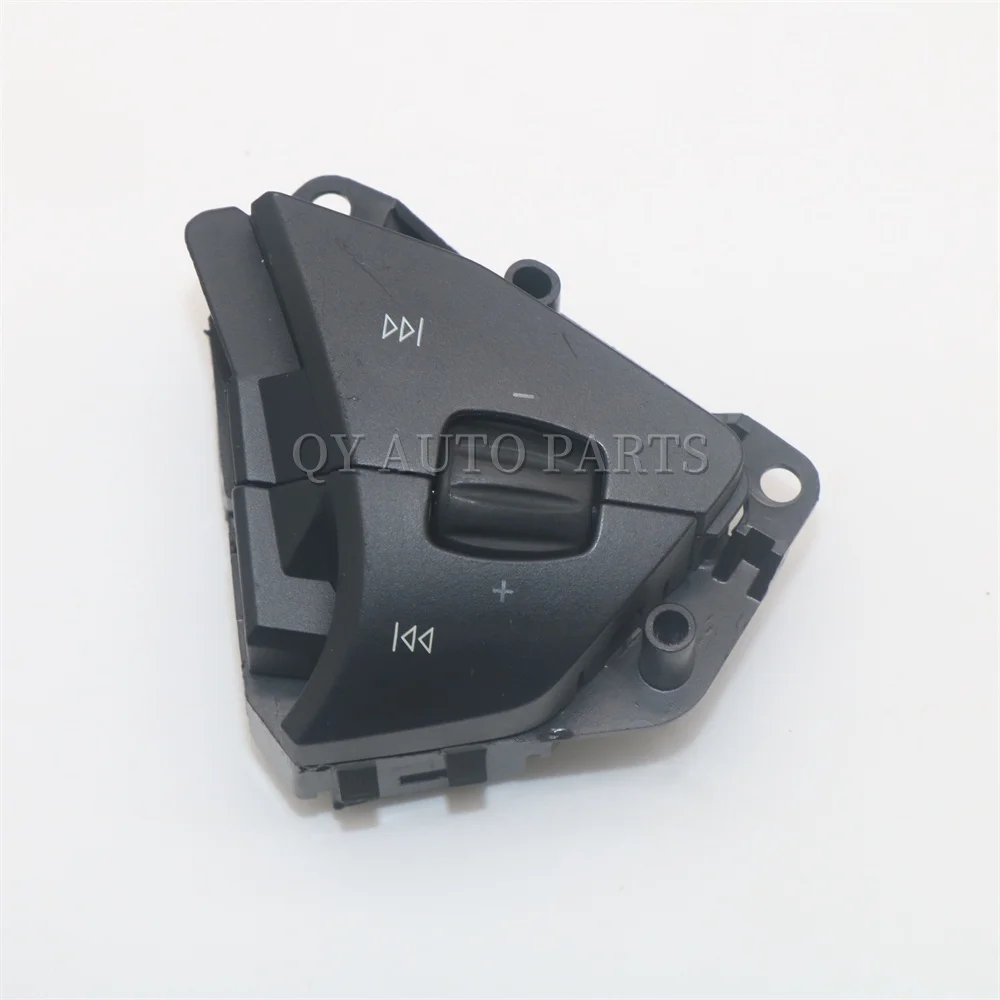 

1013242-00-E V29A Left Steering Wheel Control Switch for Tesla Model S X 2012-2020 101324200E
