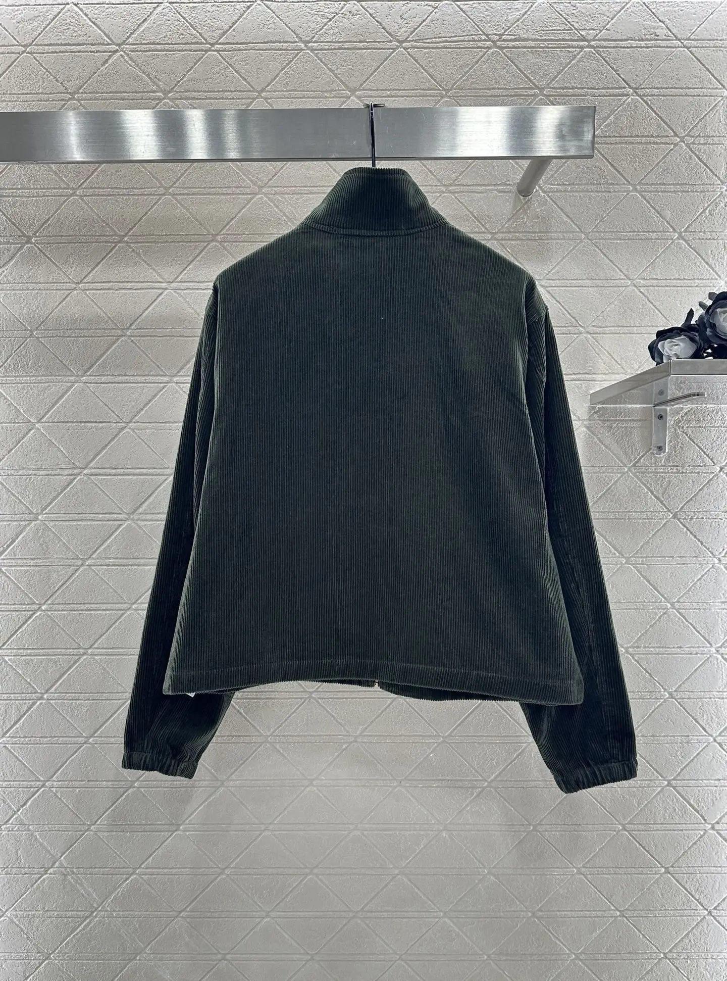 

2025 Autumn/Winter New Product Stand up Collar Corduroy Jacket with Two Color Flip Pocket 001