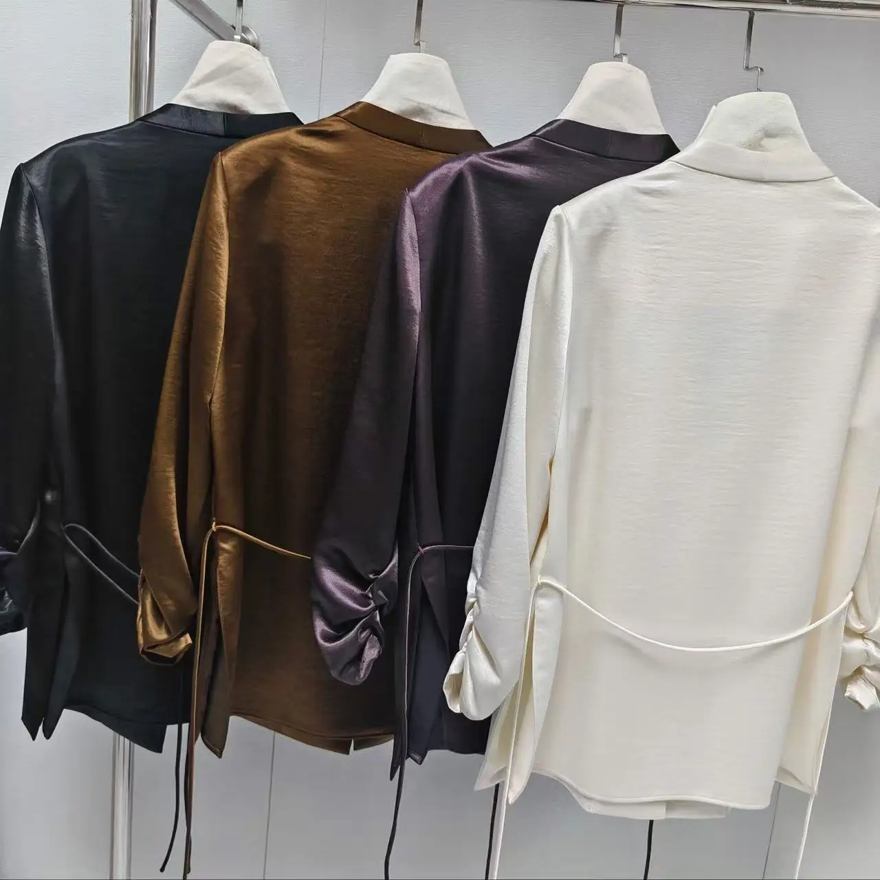 Elegant versatile summer business jacket with drawstring straps