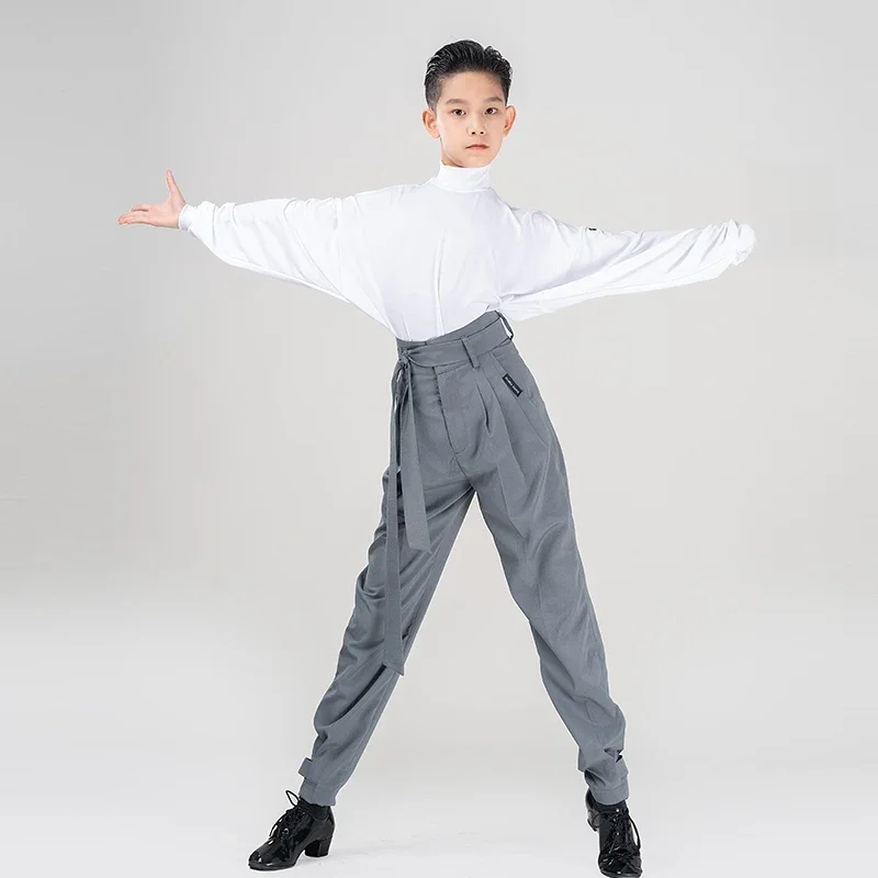 Jongens Latin Dane Prestatiekostuum Vleermuismouwen Tops Hoge taille broek Ballroom Tango Danskleding Kinderen Oefenkleding VDB7859 - afbeelding 2