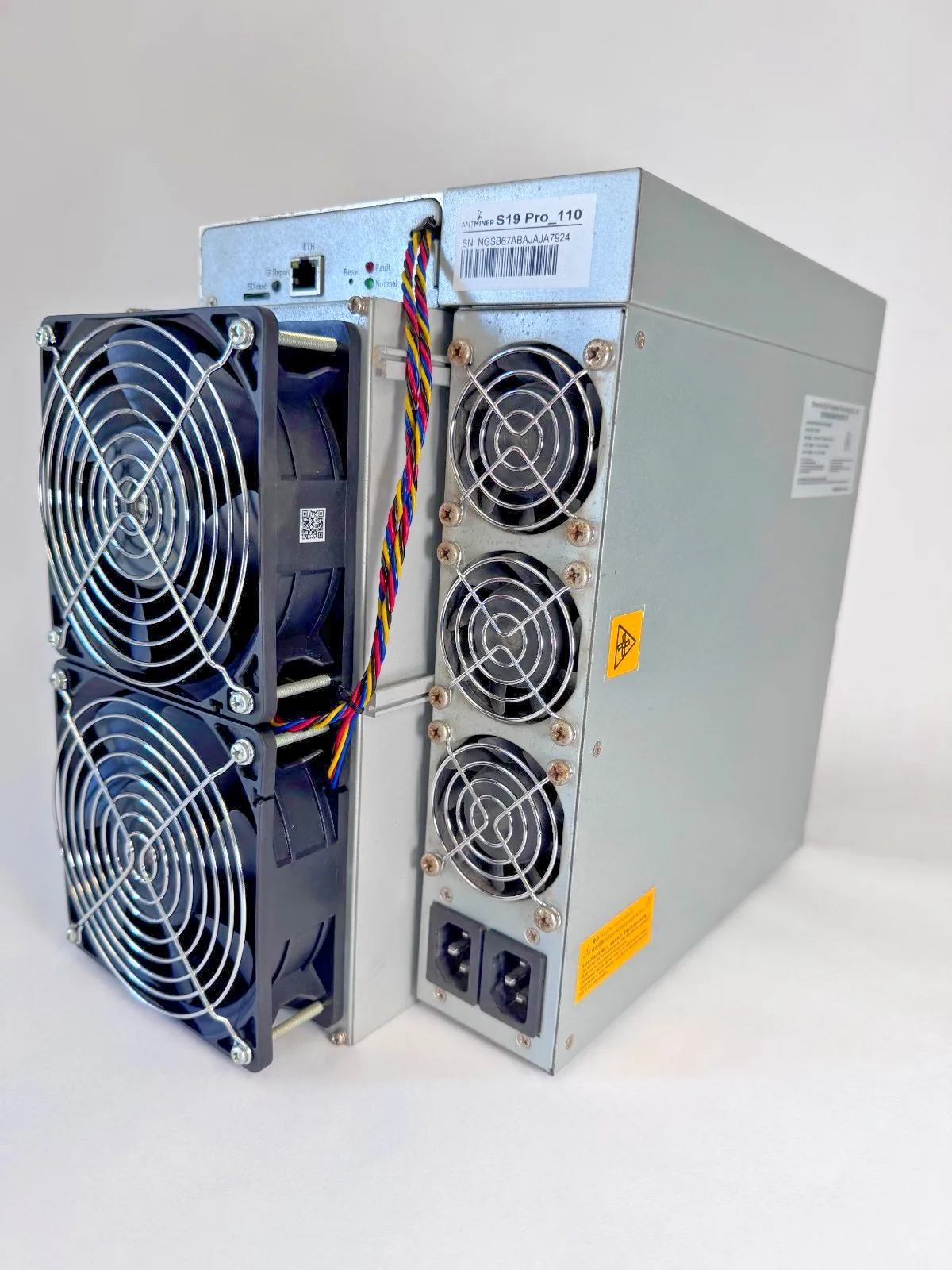 APEX  Brand New Bitmain Antminer S19J Pro 104TH/s - In Hand, Ready to Ship
