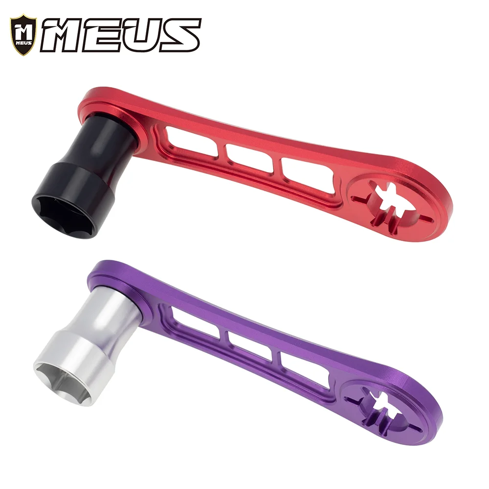 

MEUS 1PC Metal 17mm Hex Wheel Nut Wrench Engine Tool for X-Maxx SUMMIT E-REVO 1/8 RC Car Monster Truck