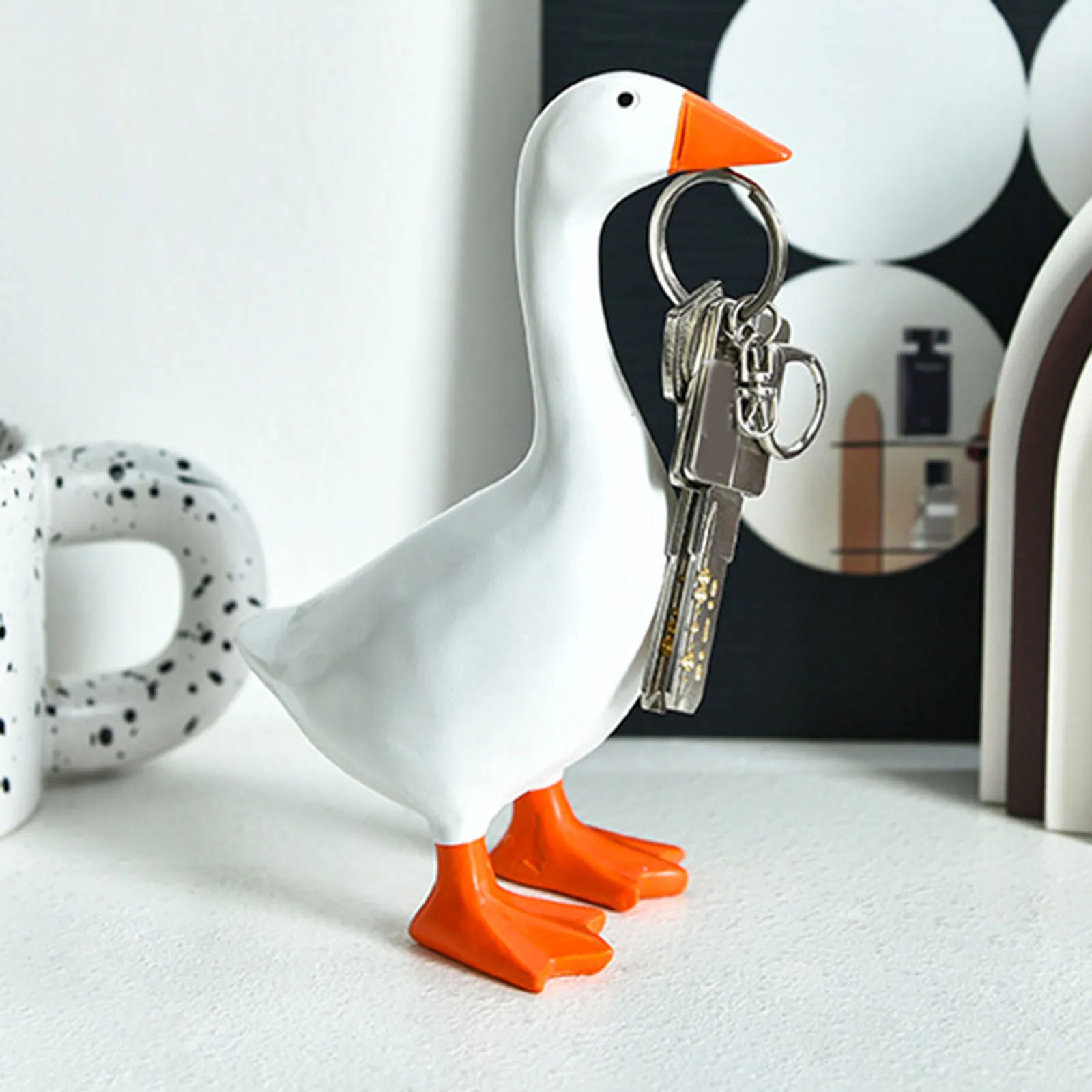 Resin Goose Key chain home decoration sculpture office desk decoration creative fun goose duck sculpture tool rack home sppuly