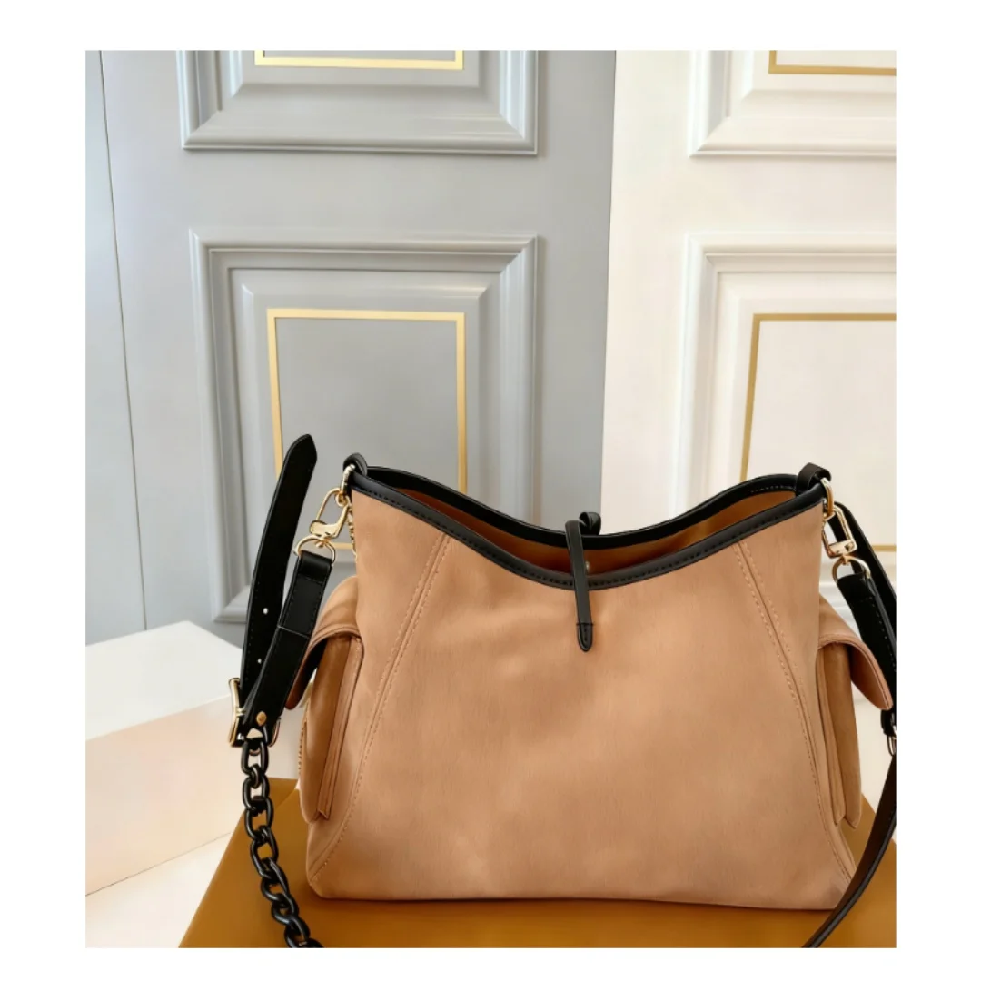 

2025 Winter New Style Fashion-able Luxe Leather Single Shoulder Chain Bag for Ladies