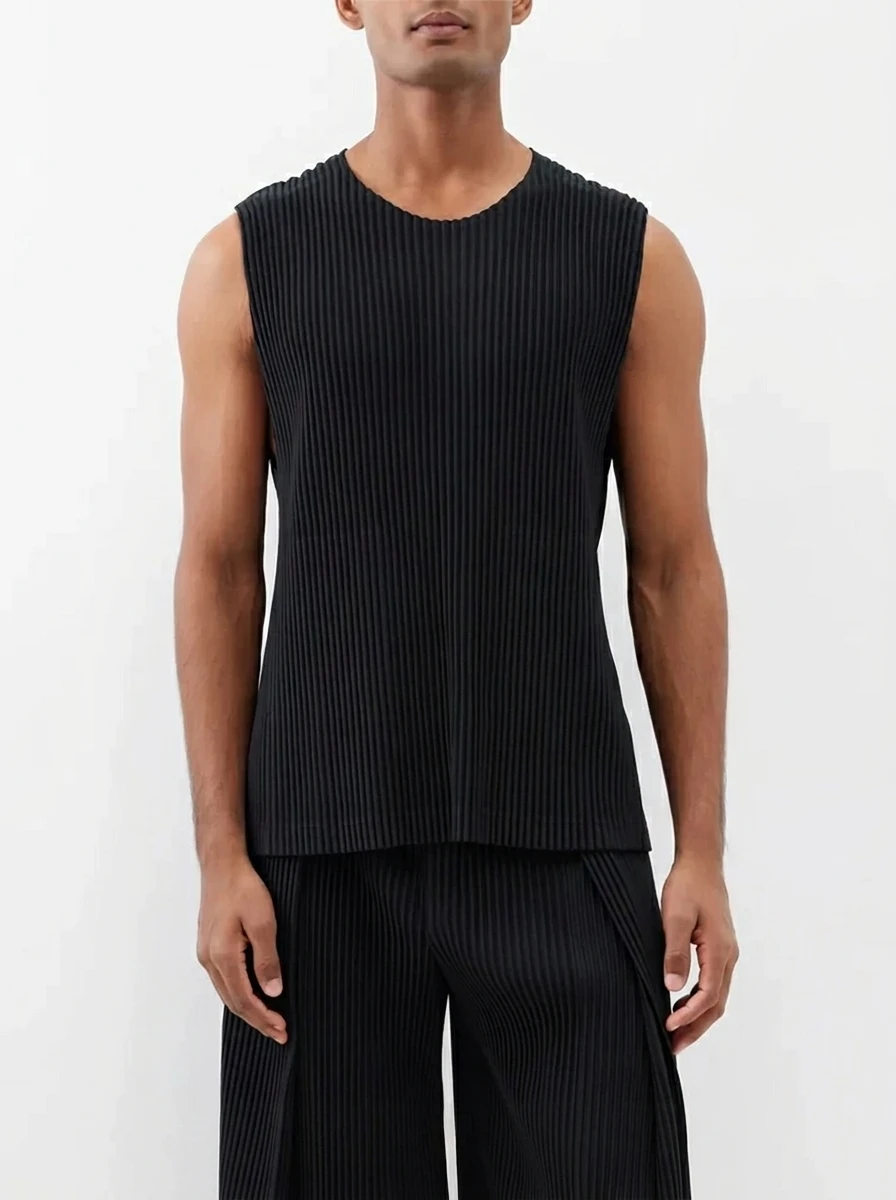Miyake Pleated Men Sleeveless Vest Round Neck Loose Fit Casual Tank Top Japanese Minimalist Daily