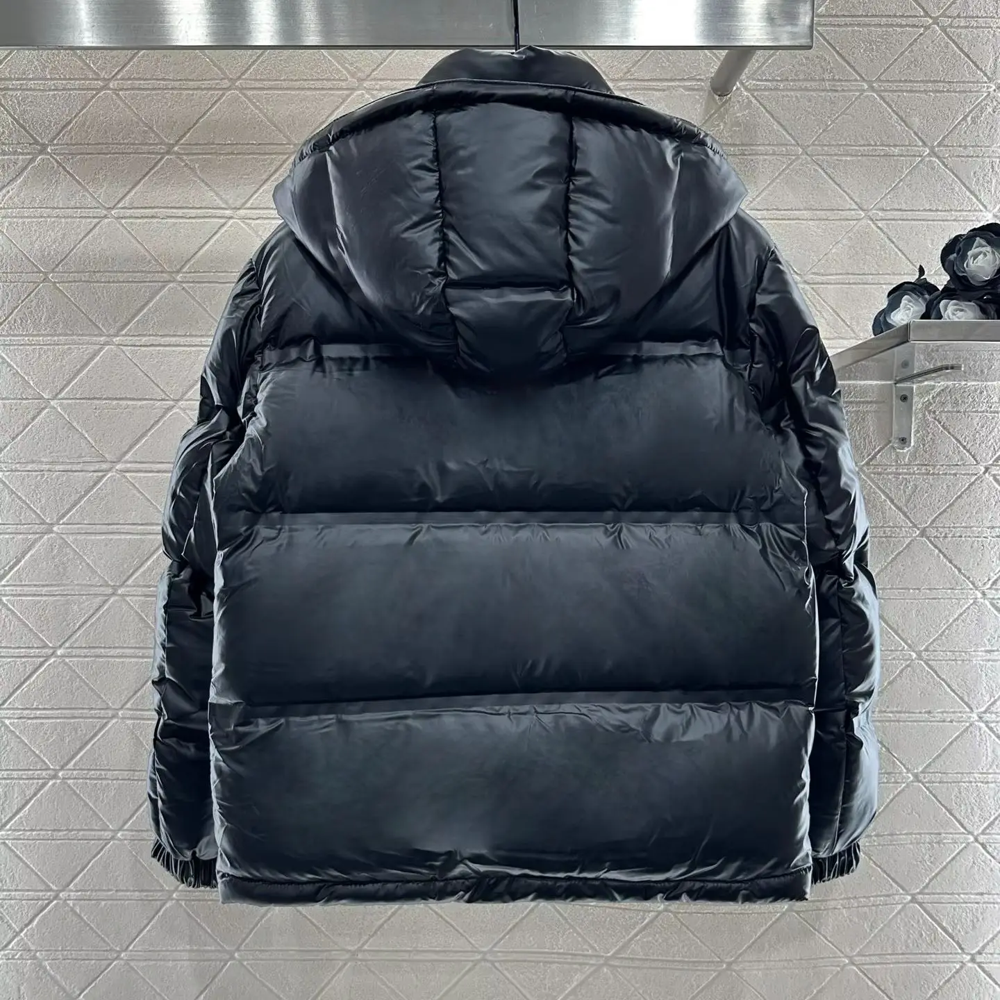 2025 Autumn Winter New Style Stand Collar Hooded Down Jacket with Detachable Down Reflective Windproof Waterproof Nylon Material