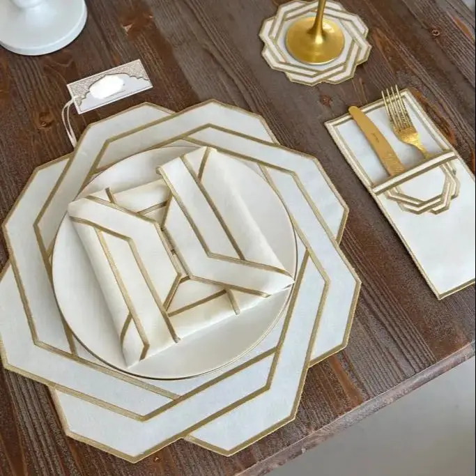 OCTAGONAL GOLD DESIGN PLACEMAT SET - WATERPROOF FABRIC - 6 PERSONS - 24 PCS. FULL SET