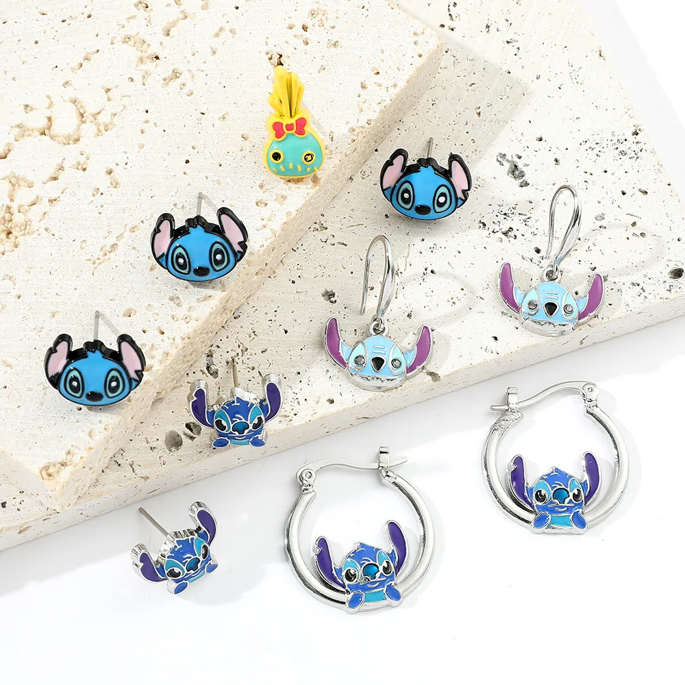 Boucles d'oreilles Disney Stitch Anime CAN o & Stitch, figurine de dessin animé, insigne en métal, clous d'oreille, accessoires de bijoux Kawaii, cadeaux