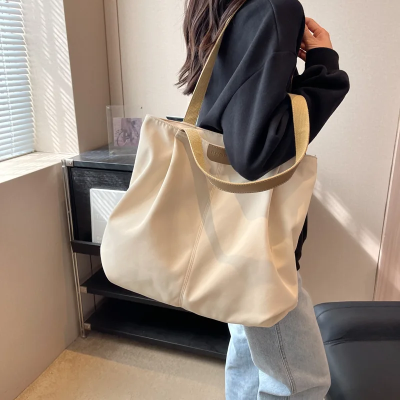 

Women'S Bags New 2024 Tote Bag Nylon Large Capacity Simple Commuter Shoulder Bag Leisure Literature Cloth Bag