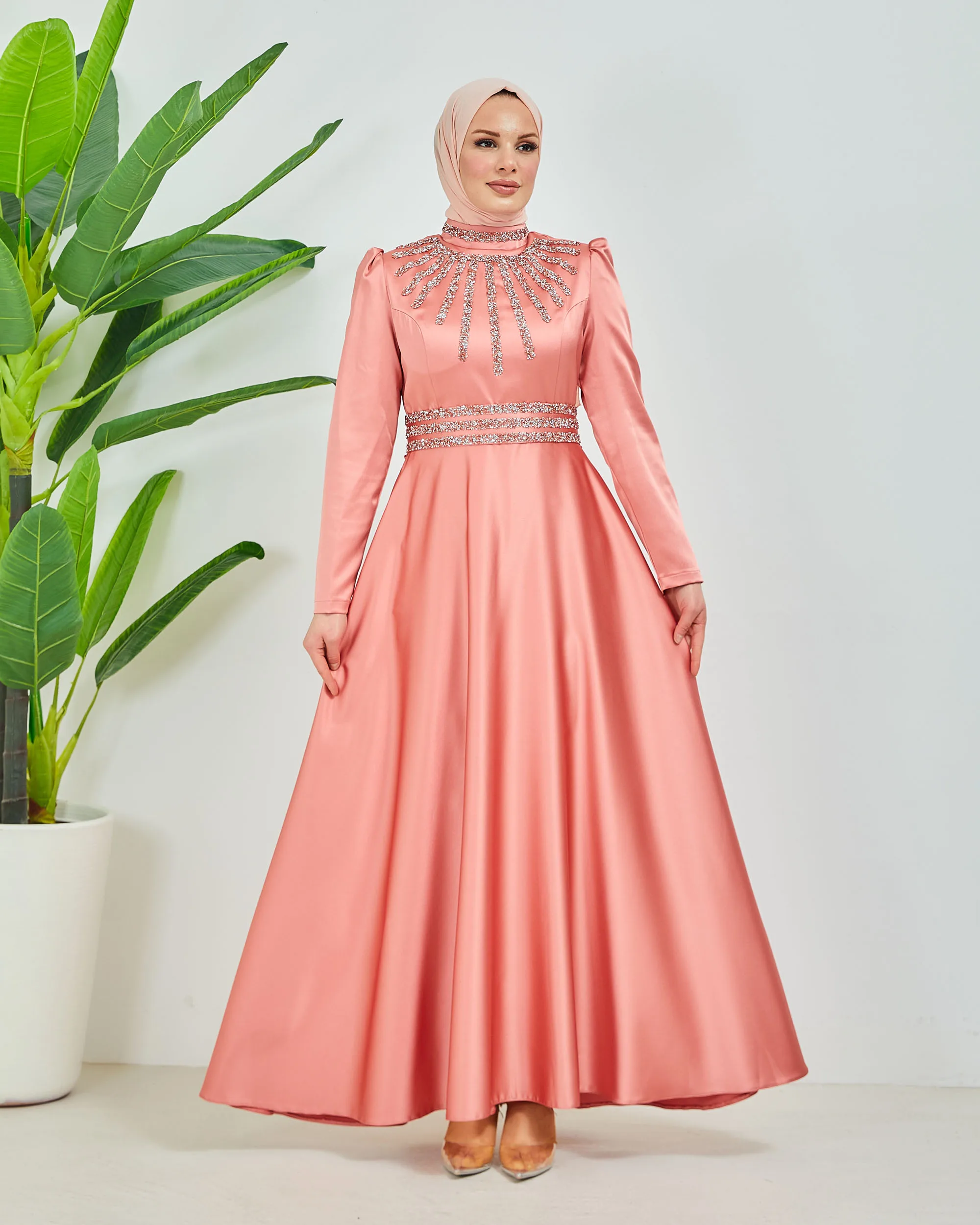 It is the evening dress you are looking for special occasions, wedding, engagement, promise, invitation and graduation